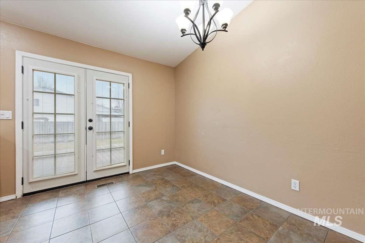 11360 W Excalibur, Boise, Idaho 83713, 3 Bedrooms, 2 Bathrooms, Residential For Sale, Price $399,999,MLS 98972638