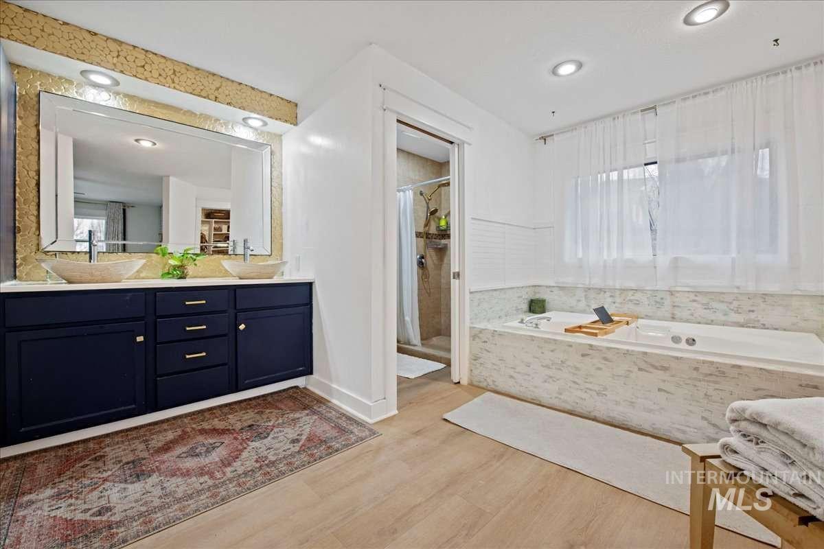 3130 N 24th, Boise, Idaho 83702, 4 Bedrooms, 4 Bathrooms, Residential For Sale, Price $975,000,MLS 98972639