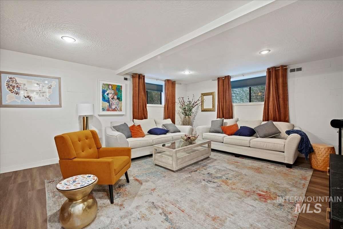 3130 N 24th, Boise, Idaho 83702, 4 Bedrooms, 4 Bathrooms, Residential For Sale, Price $975,000,MLS 98972639