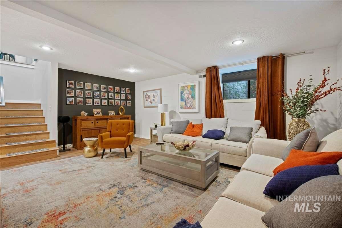 3130 N 24th, Boise, Idaho 83702, 4 Bedrooms, 4 Bathrooms, Residential For Sale, Price $975,000,MLS 98972639