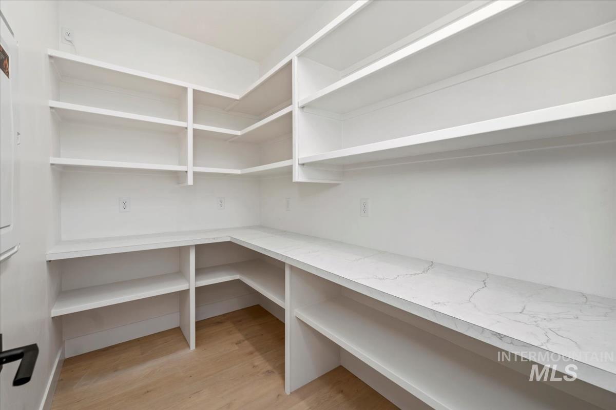 6248 W Elmer St, Boise, Idaho 83703, 3 Bedrooms, 2.5 Bathrooms, Residential For Sale, Price $789,000,MLS 98972640