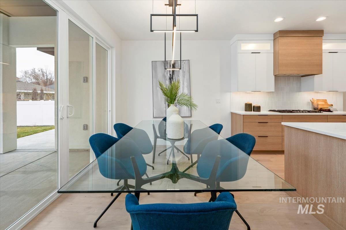 6248 W Elmer St, Boise, Idaho 83703, 3 Bedrooms, 2.5 Bathrooms, Residential For Sale, Price $789,000,MLS 98972640