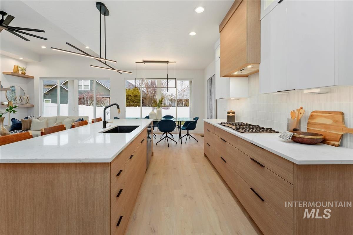 6248 W Elmer St, Boise, Idaho 83703, 3 Bedrooms, 2.5 Bathrooms, Residential For Sale, Price $789,000,MLS 98972640