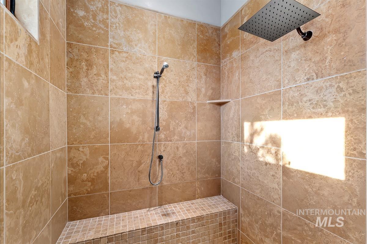 1978 N Valle Bello Way, Eagle, Idaho 83616, 5 Bedrooms, 4 Bathrooms, Residential For Sale, Price $2,198,000,MLS 98972641