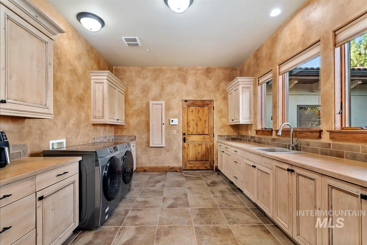 1978 N Valle Bello Way, Eagle, Idaho 83616, 5 Bedrooms, 4 Bathrooms, Residential For Sale, Price $2,198,000,MLS 98972641