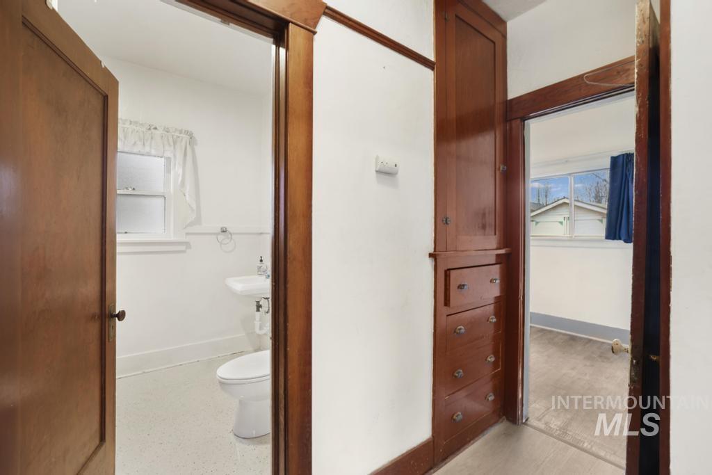 504 5Th Ave E, Twin Falls, Idaho 83301-7142, 3 Bedrooms, 1 Bathroom, Residential For Sale, Price $249,500,MLS 98972644