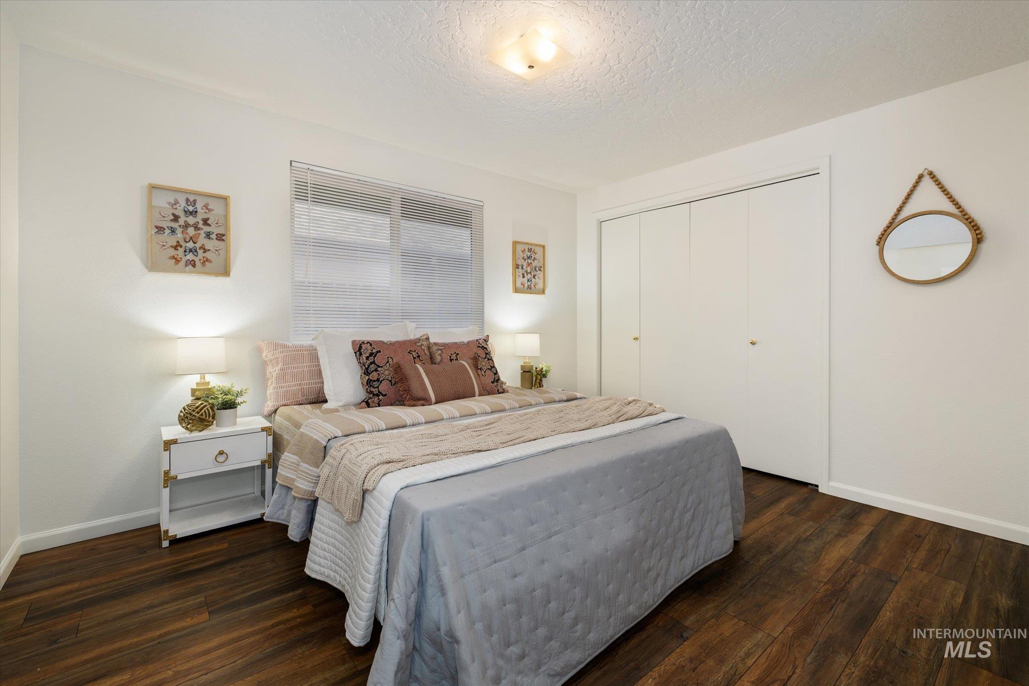 6013 N Waterside, Garden City, Idaho 83714, 3 Bedrooms, 2 Bathrooms, Residential For Sale, Price $411,000,MLS 98972646