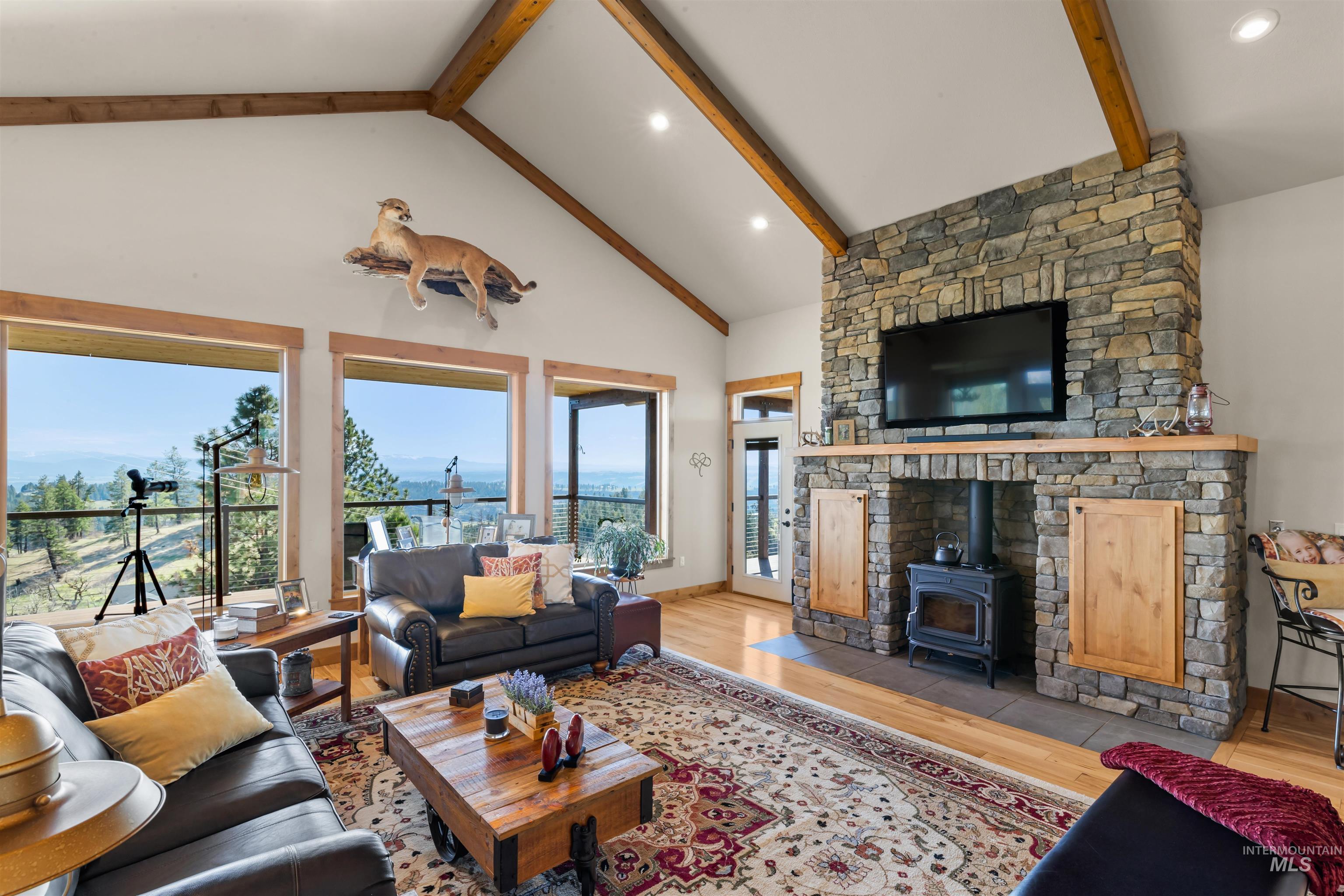1151 Beaverslide Rd, Kamiah, Idaho 83536, 3 Bedrooms, 2.5 Bathrooms, Residential For Sale, Price $1,150,000,MLS 98972647