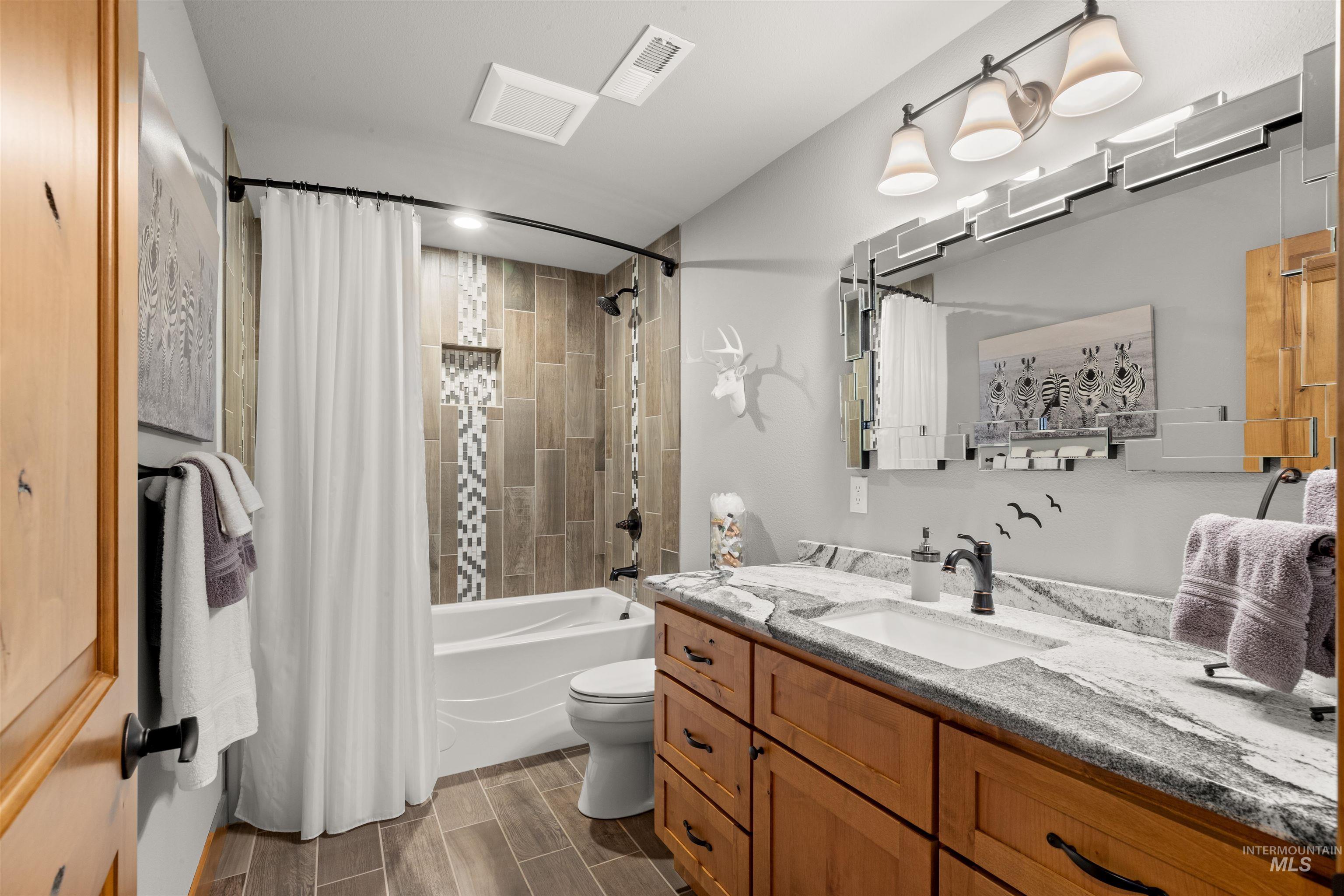 1151 Beaverslide Rd, Kamiah, Idaho 83536, 3 Bedrooms, 2.5 Bathrooms, Residential For Sale, Price $1,225,000,MLS 98972647