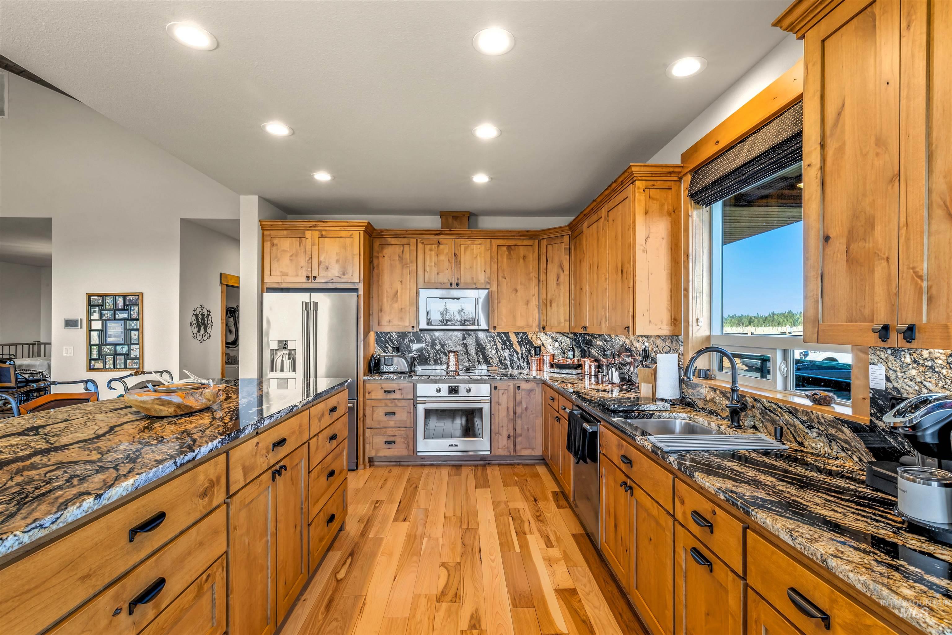 1151 Beaverslide Rd, Kamiah, Idaho 83536, 3 Bedrooms, 2.5 Bathrooms, Residential For Sale, Price $1,225,000,MLS 98972647