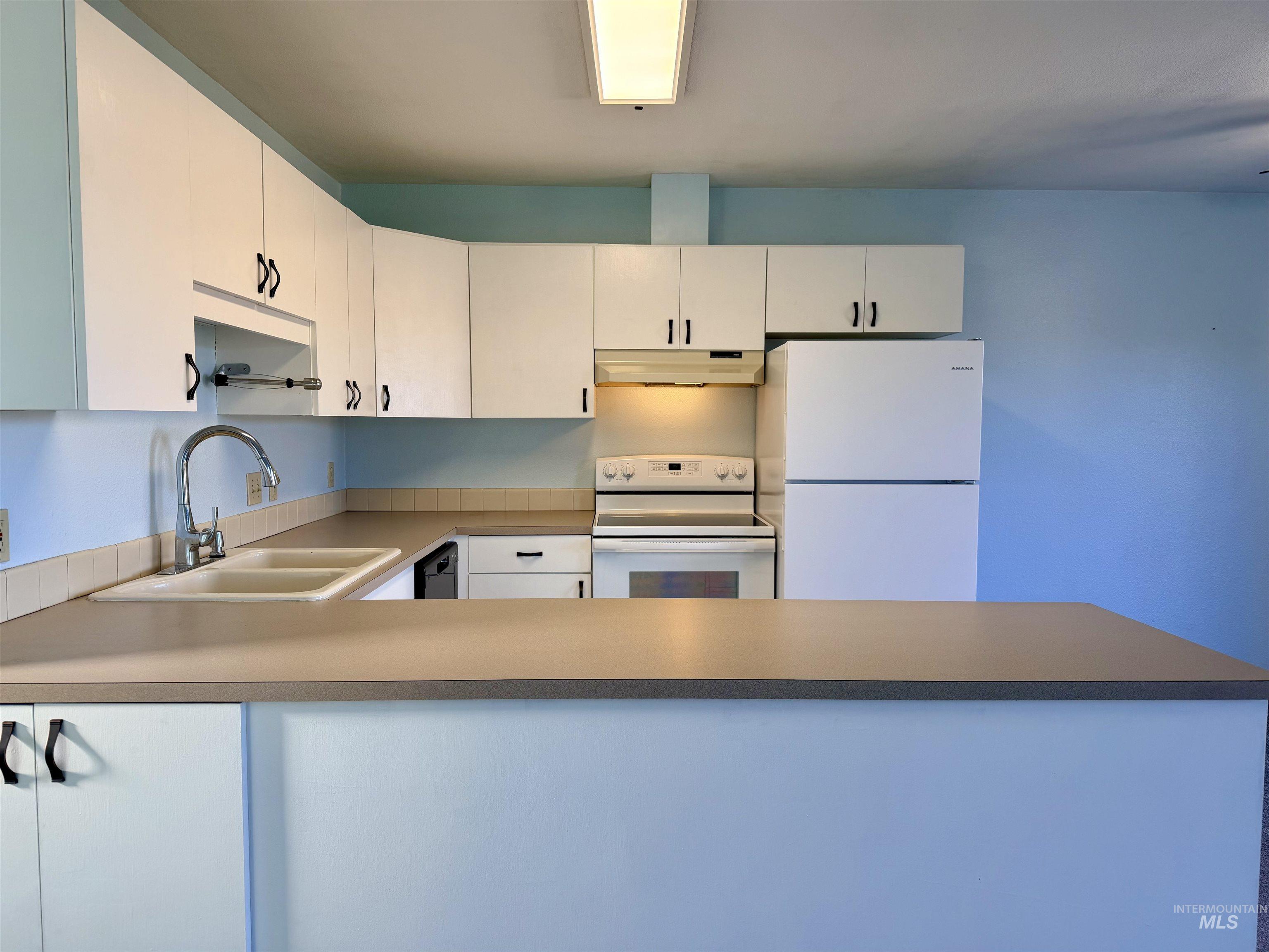 607 Park Street, Lewiston, Idaho 83501, 2 Bedrooms, 2 Bathrooms, Residential For Sale, Price $229,700, 98972648