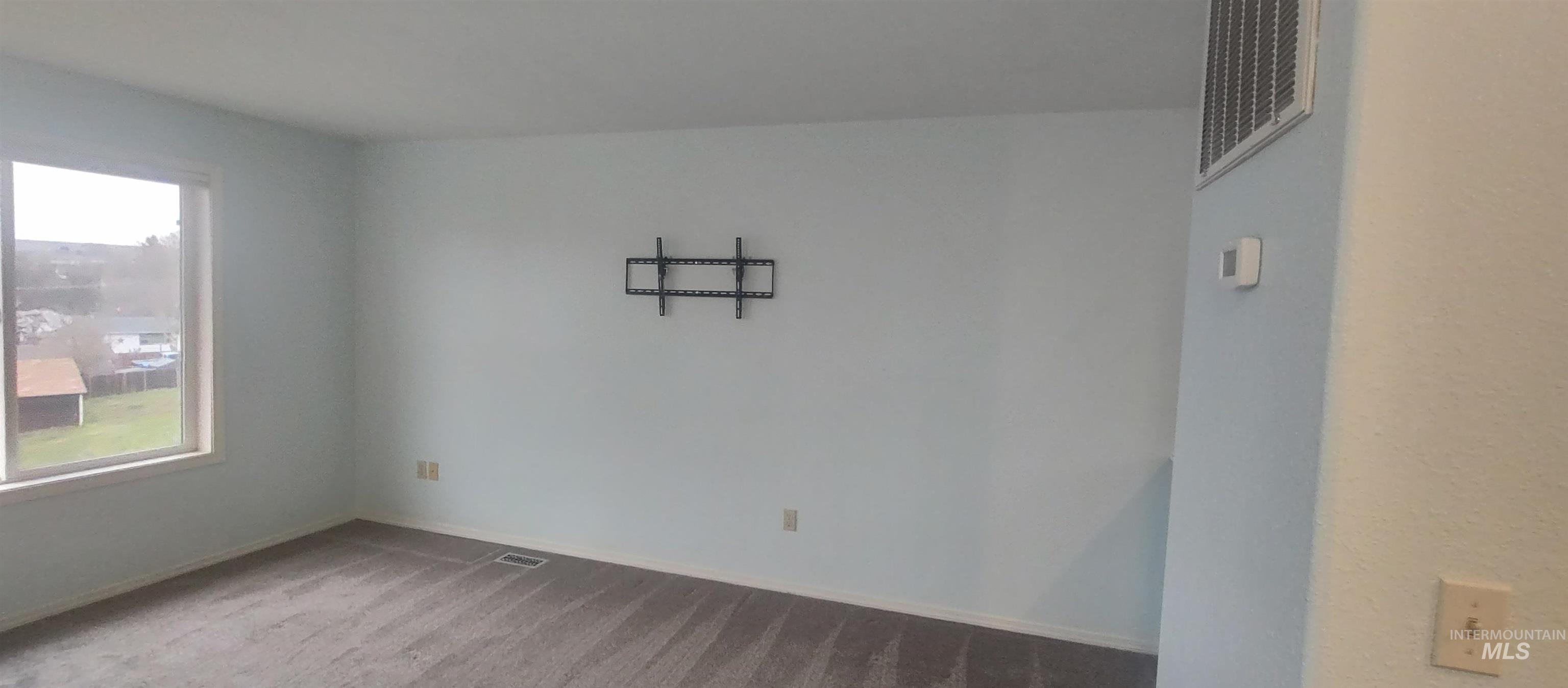 607 Park Street, Lewiston, Idaho 83501, 2 Bedrooms, 2 Bathrooms, Residential For Sale, Price $229,700,MLS 98972648