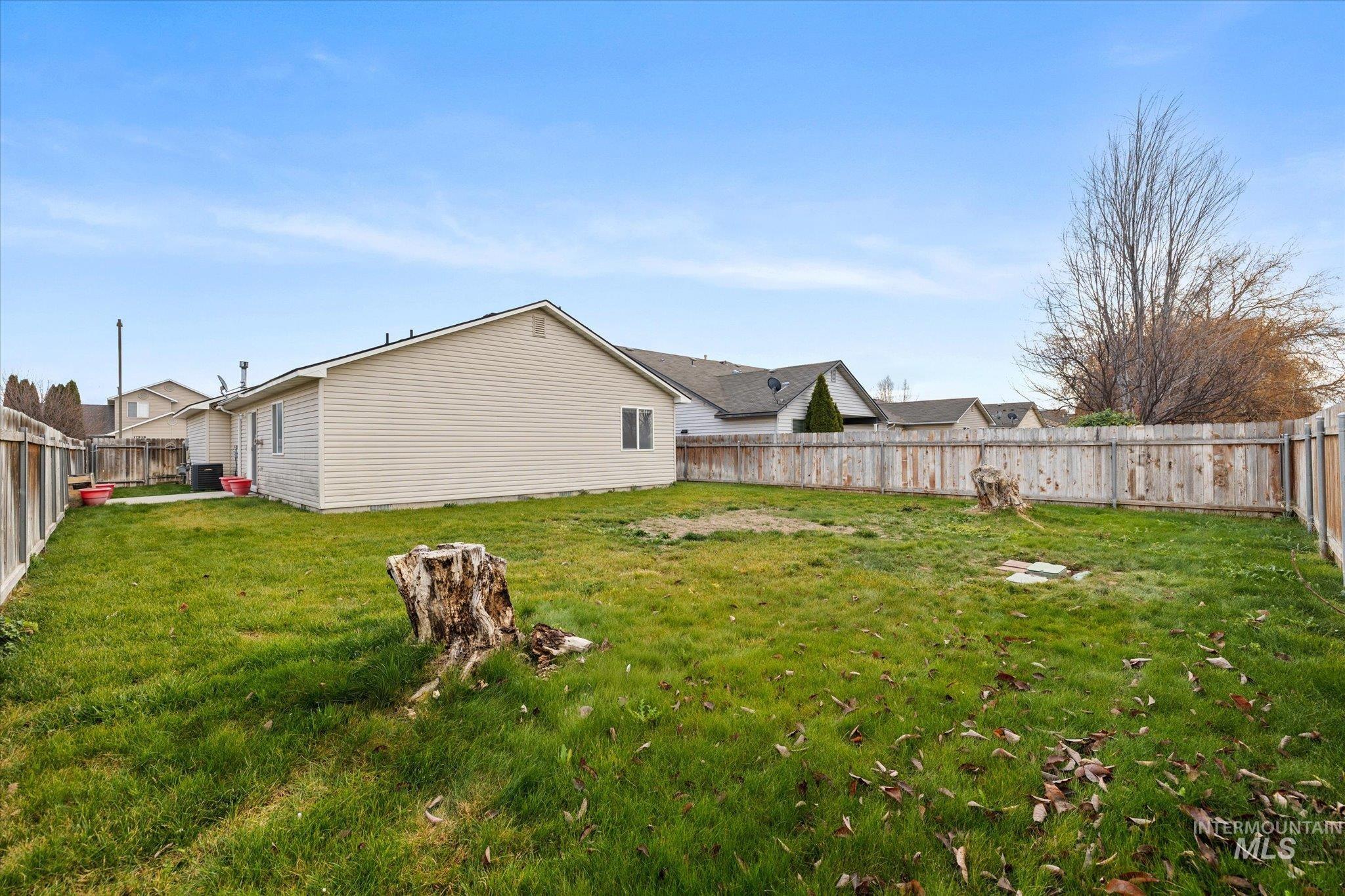 17925 Monarch, Nampa, Idaho 83687, 3 Bedrooms, 2 Bathrooms, Residential For Sale, Price $339,900,MLS 98972649