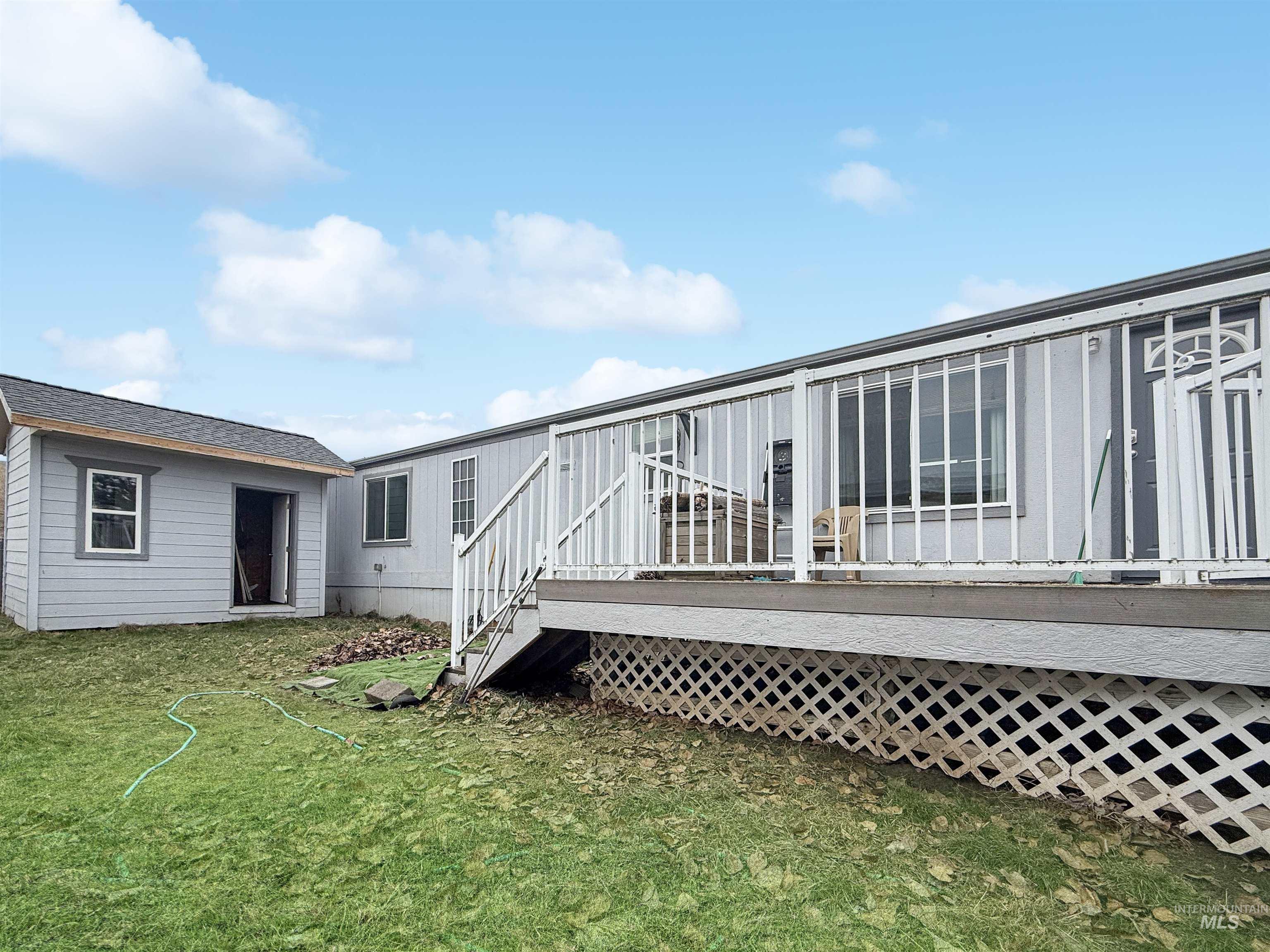 2250 N Hwy 95, Moscow, Idaho 83843, 2 Bedrooms, 2 Bathrooms, Residential For Sale, Price $79,000,MLS 98972654