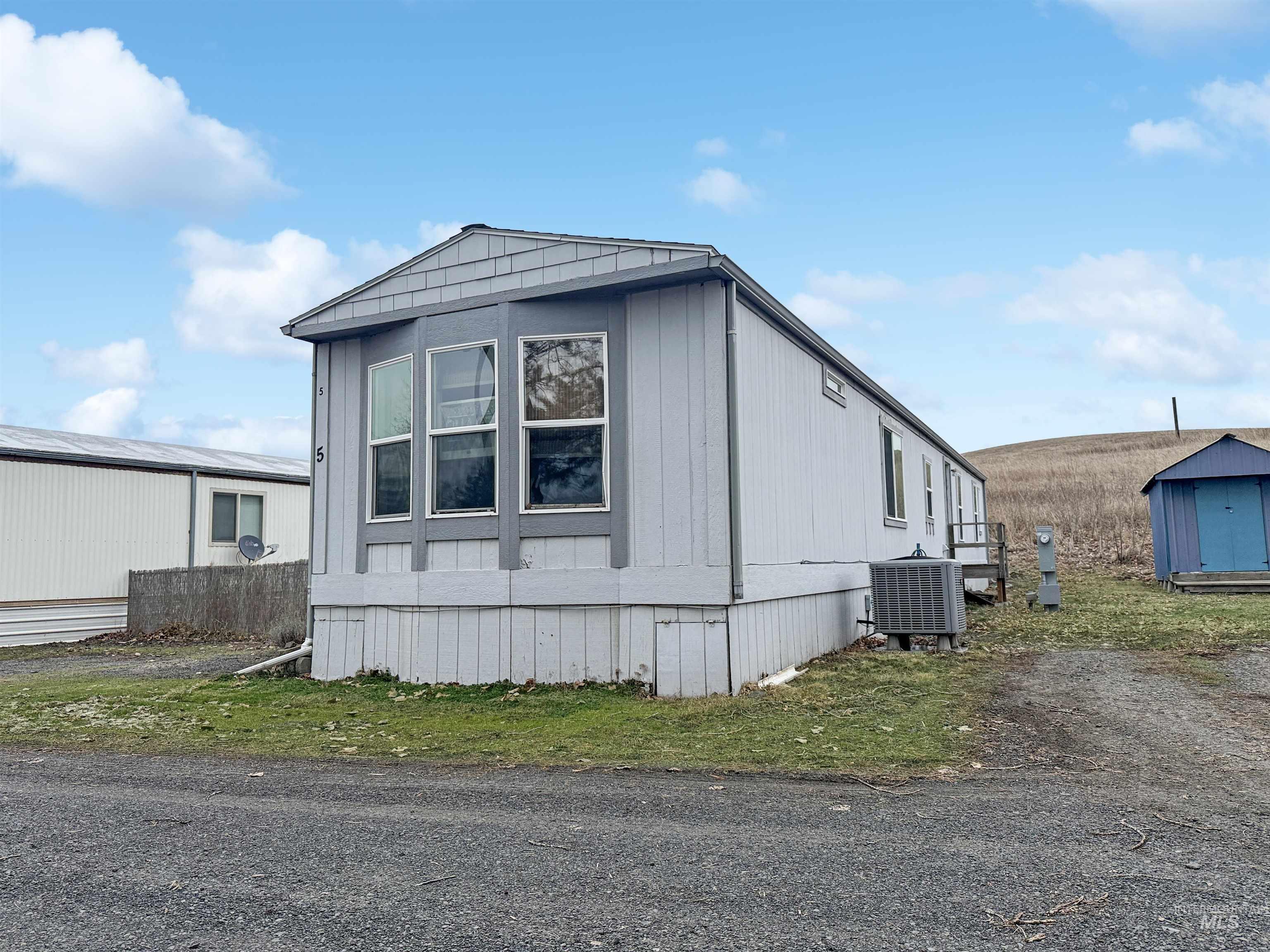 2250 N Hwy 95, Moscow, Idaho 83843, 2 Bedrooms, 2 Bathrooms, Residential For Sale, Price $79,000,MLS 98972654