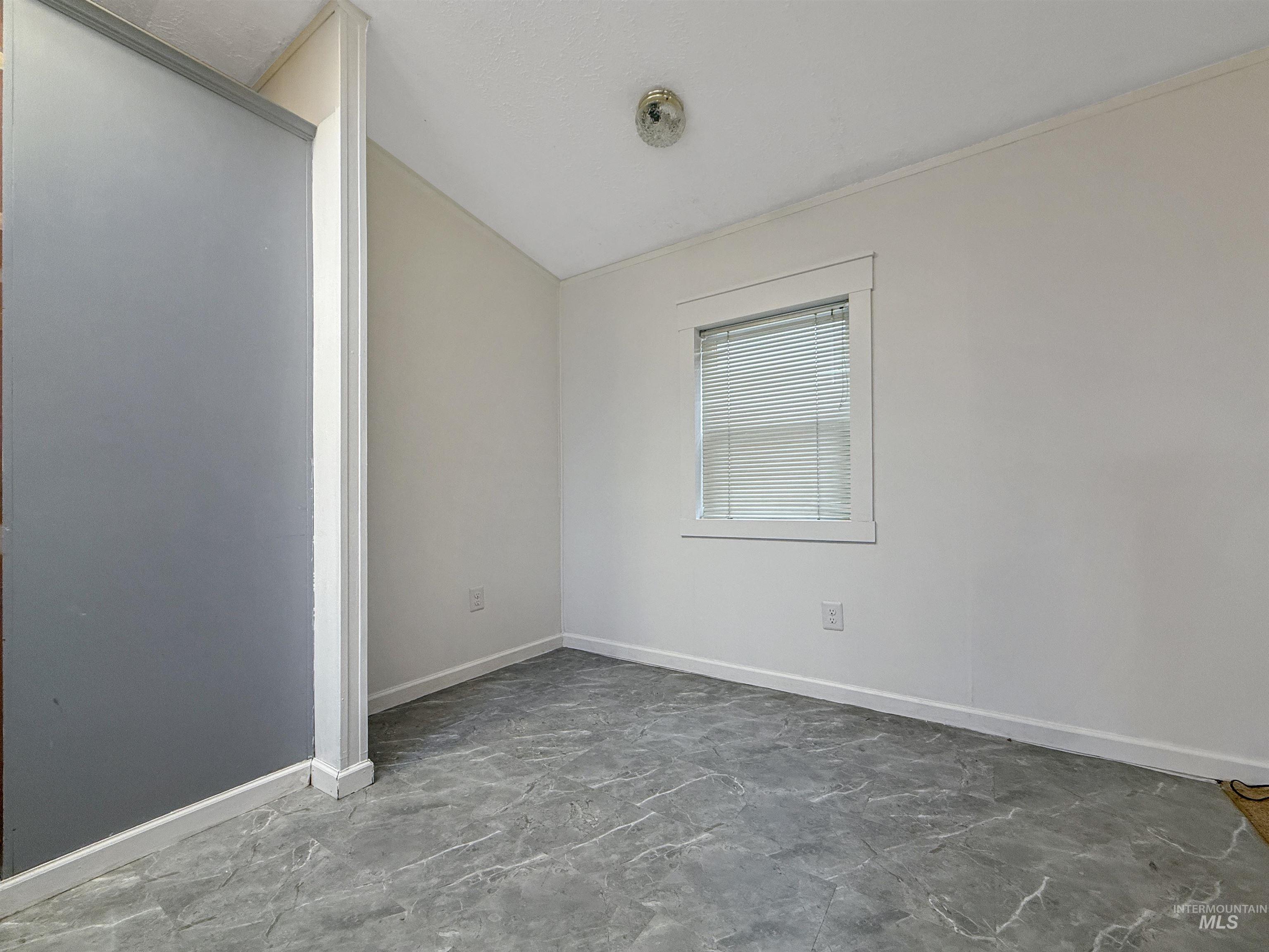 2250 N Hwy 95, Moscow, Idaho 83843, 2 Bedrooms, 2 Bathrooms, Residential For Sale, Price $79,000,MLS 98972654