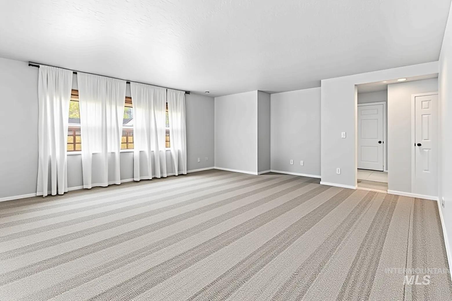 1625 SW Accipiter, Mountain Home, Idaho 83647, 4 Bedrooms, 3 Bathrooms, Residential For Sale, Price $525,000,MLS 98972655