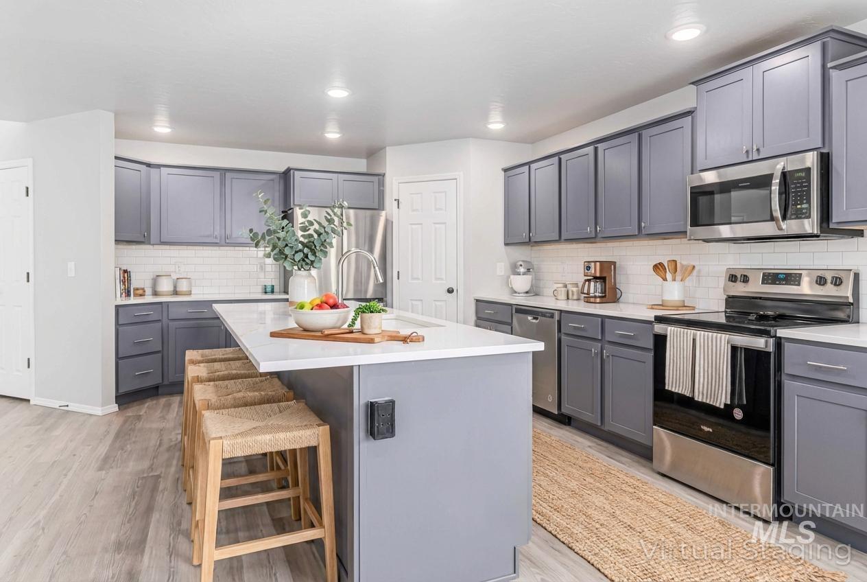 1625 SW Accipiter, Mountain Home, Idaho 83647, 4 Bedrooms, 3 Bathrooms, Residential For Sale, Price $525,000,MLS 98972655