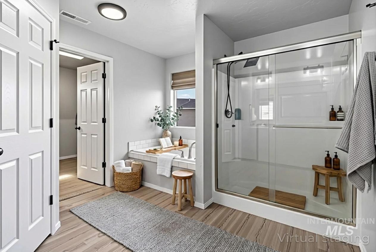 1625 SW Accipiter, Mountain Home, Idaho 83647, 4 Bedrooms, 3 Bathrooms, Residential For Sale, Price $525,000,MLS 98972655