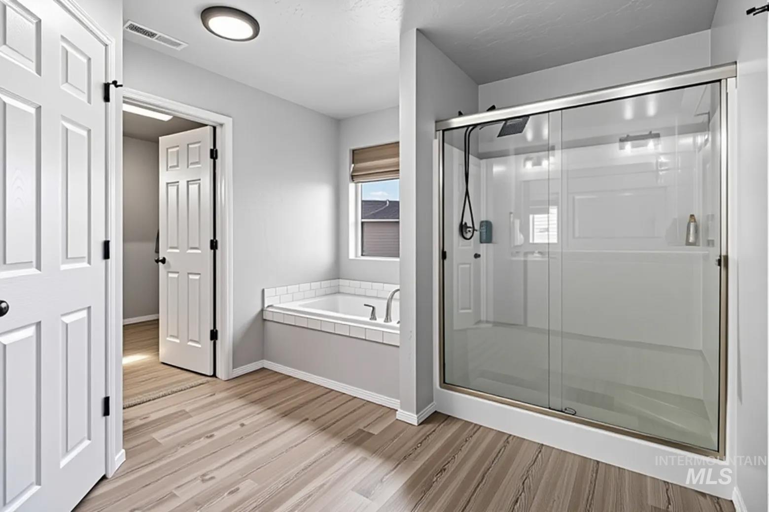 1625 SW Accipiter, Mountain Home, Idaho 83647, 4 Bedrooms, 3 Bathrooms, Residential For Sale, Price $525,000,MLS 98972655