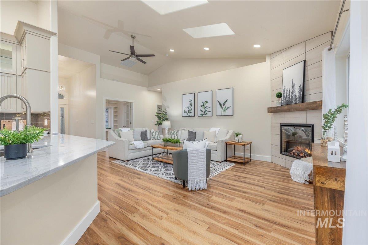 2162 N Sevenoaks Way, Eagle, Idaho 83616, 4 Bedrooms, 3.5 Bathrooms, Residential For Sale, Price $975,000,MLS 98972657