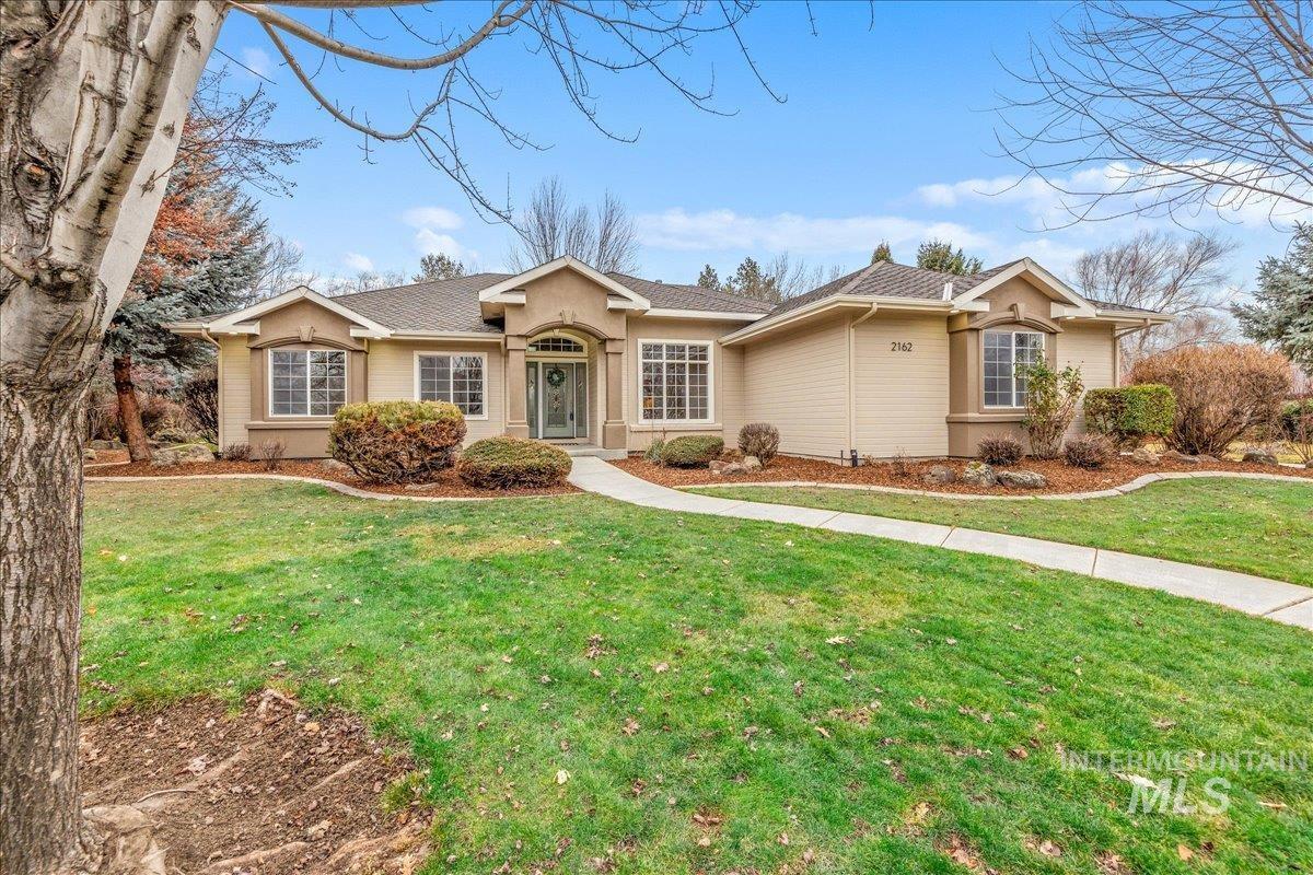 2162 N Sevenoaks Way, Eagle, Idaho 83616, 4 Bedrooms, 3.5 Bathrooms, Residential For Sale, Price $975,000,MLS 98972657