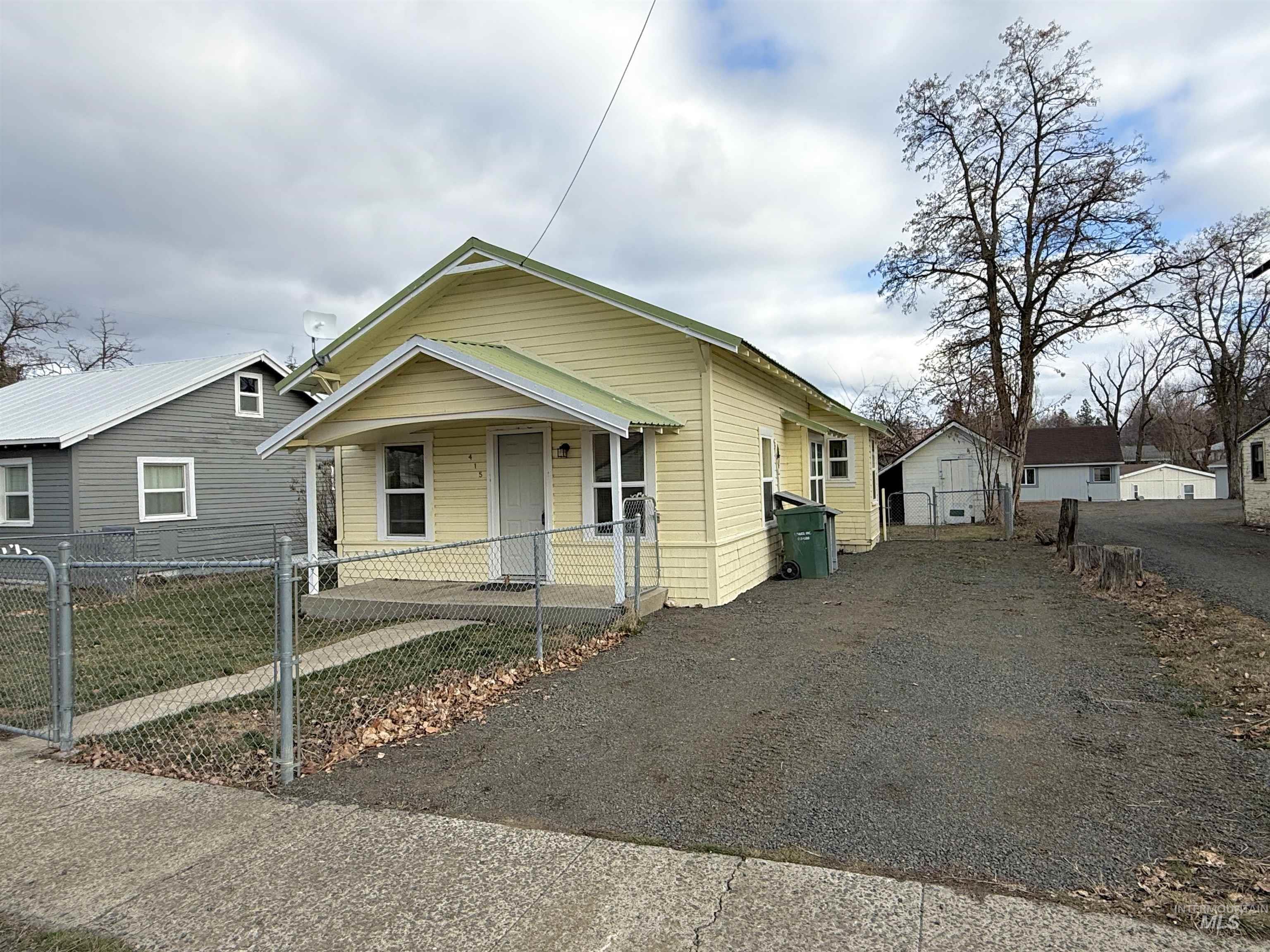 415 N State St., Grangeville, Idaho 83530, 2 Bedrooms, 1 Bathroom, Residential For Sale, Price $189,000,MLS 98972660