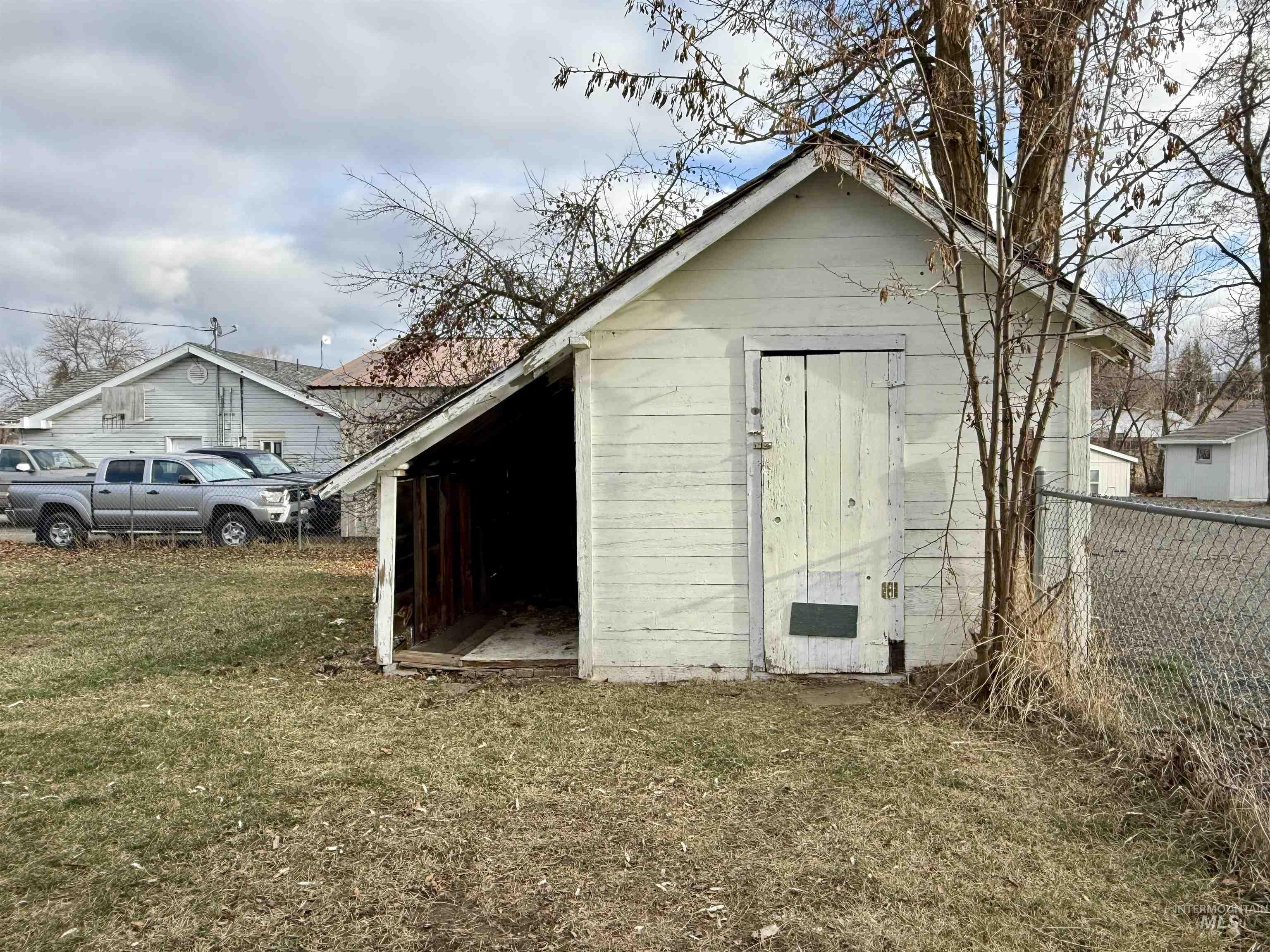 415 N State St., Grangeville, Idaho 83530, 2 Bedrooms, 1 Bathroom, Residential For Sale, Price $195,000,MLS 98972660