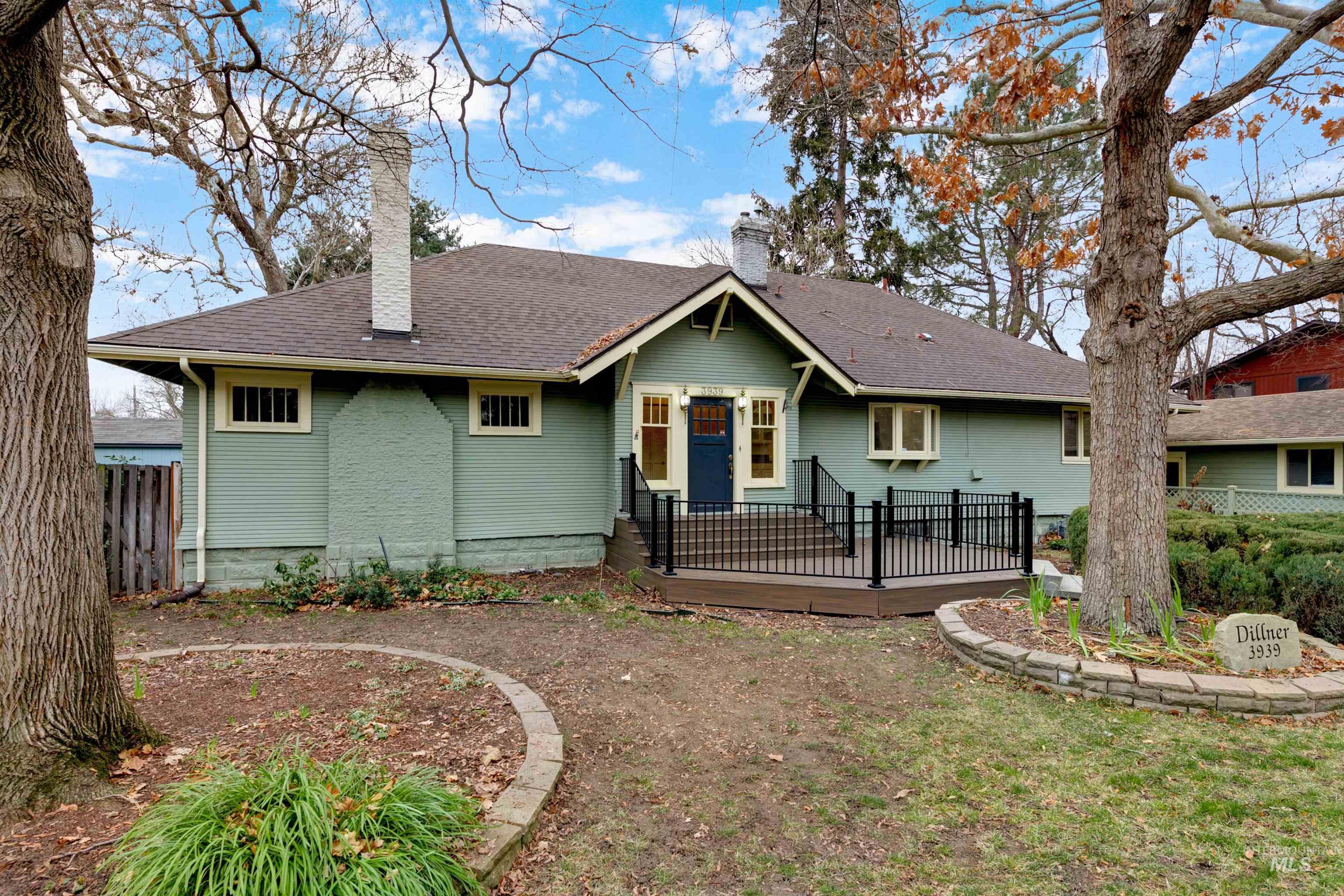 3939 N Oak Park Place, Boise, Idaho 83703, 4 Bedrooms, 2 Bathrooms, Residential For Sale, Price $635,900,MLS 98972661