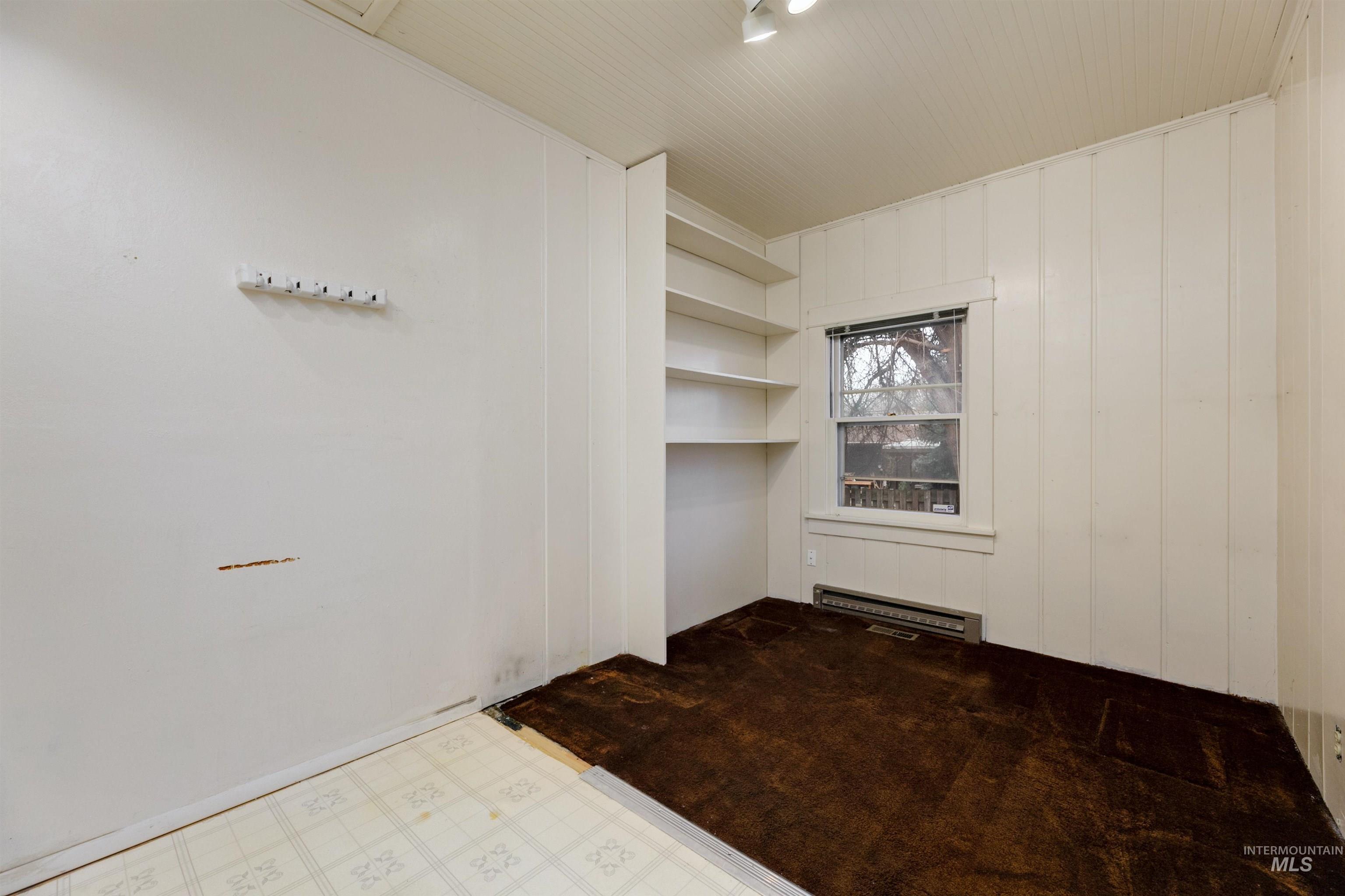 3939 N Oak Park Place, Boise, Idaho 83703, 4 Bedrooms, 2 Bathrooms, Residential For Sale, Price $635,900,MLS 98972661