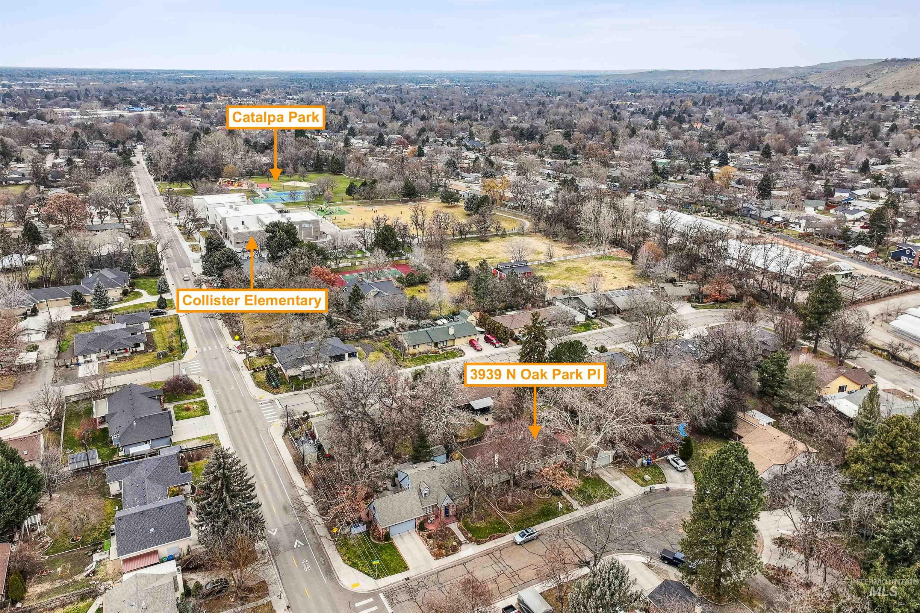 3939 N Oak Park Place, Boise, Idaho 83703, 4 Bedrooms, 2 Bathrooms, Residential For Sale, Price $635,900,MLS 98972661