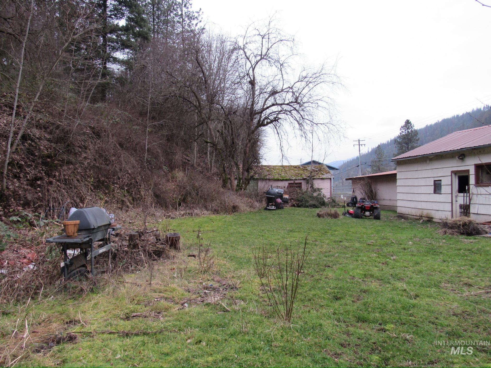 10440 US-12, Orofino, Idaho 83544, 2 Bedrooms, 1 Bathroom, Residential For Sale, Price $149,000,MLS 98972662