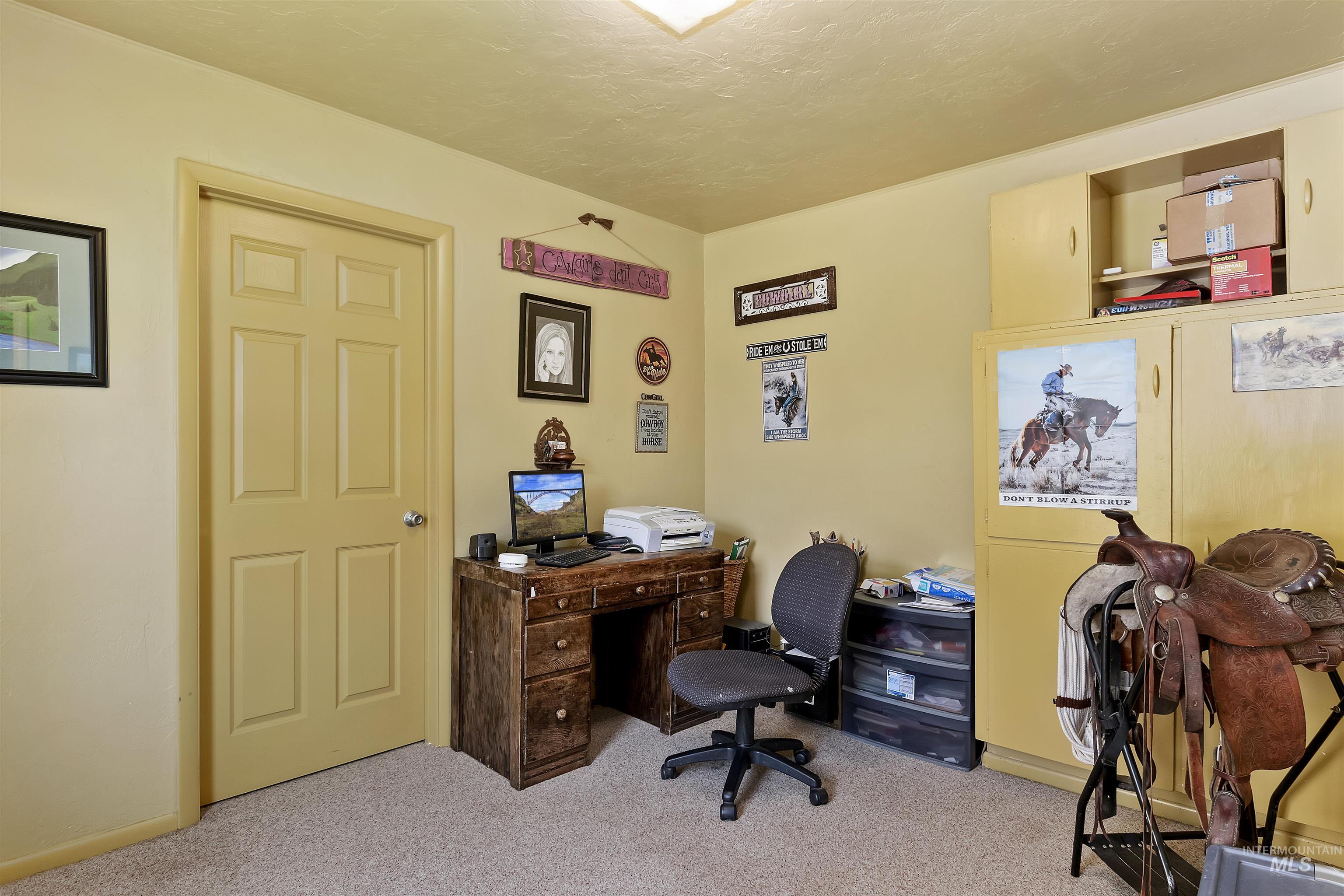 1289 E 2350 S, Bliss, Idaho 83314, 4 Bedrooms, 3 Bathrooms, Residential For Sale, Price $989,000,MLS 98972668