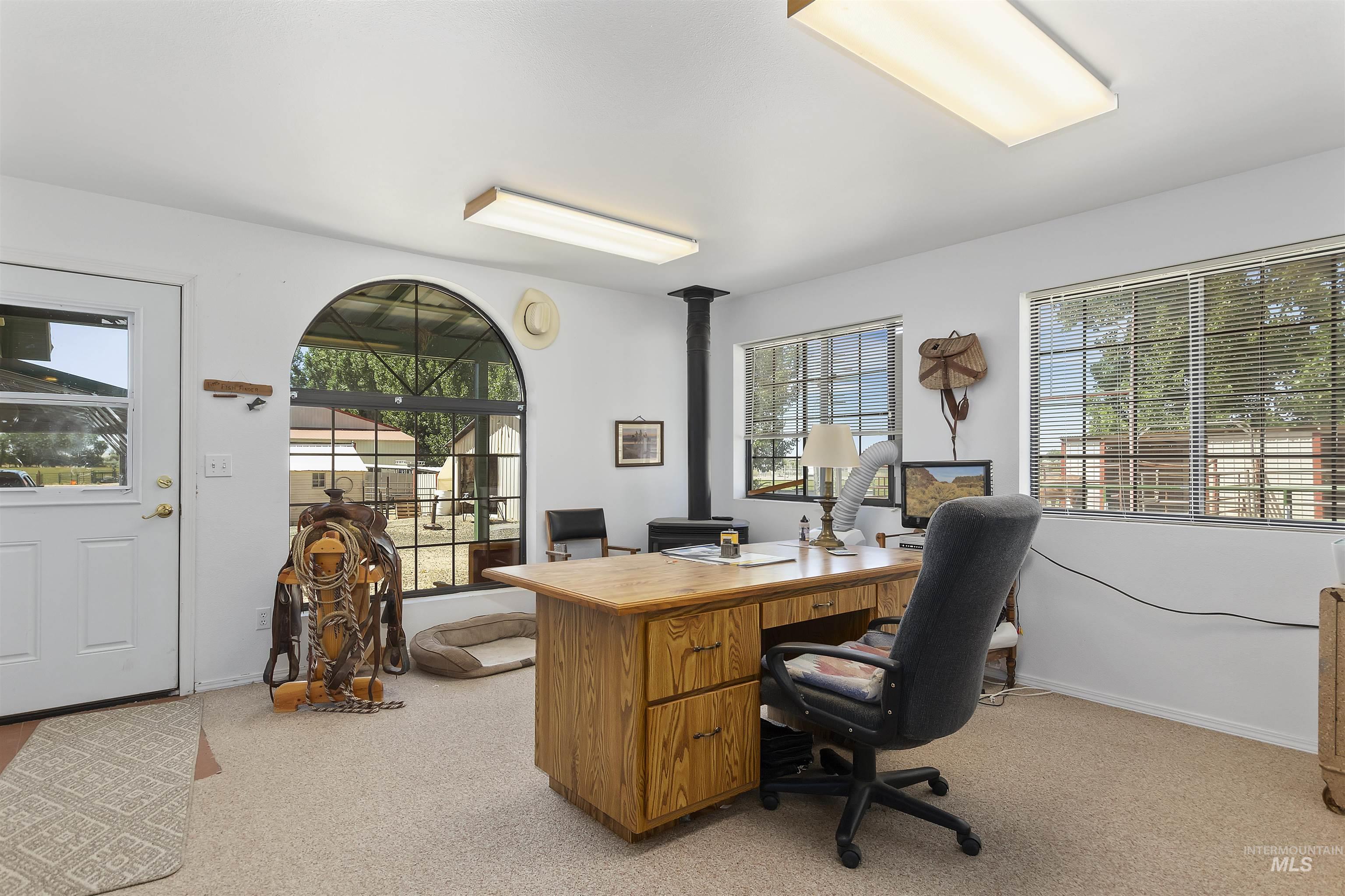 1289 E 2350 S, Bliss, Idaho 83314, 4 Bedrooms, 3 Bathrooms, Residential For Sale, Price $989,000,MLS 98972668