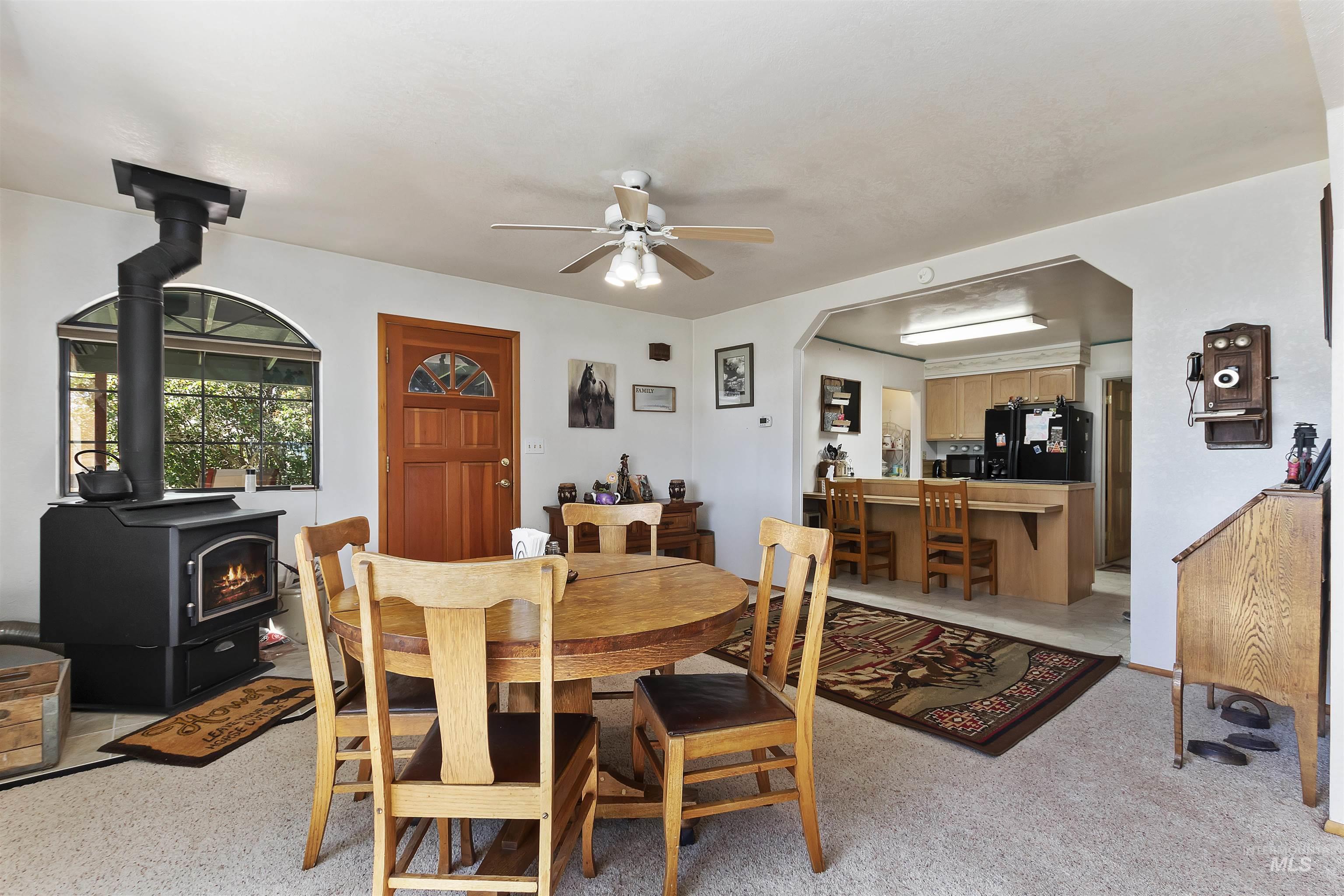 1289 E 2350 S, Bliss, Idaho 83314, 4 Bedrooms, 3 Bathrooms, Residential For Sale, Price $989,000,MLS 98972668