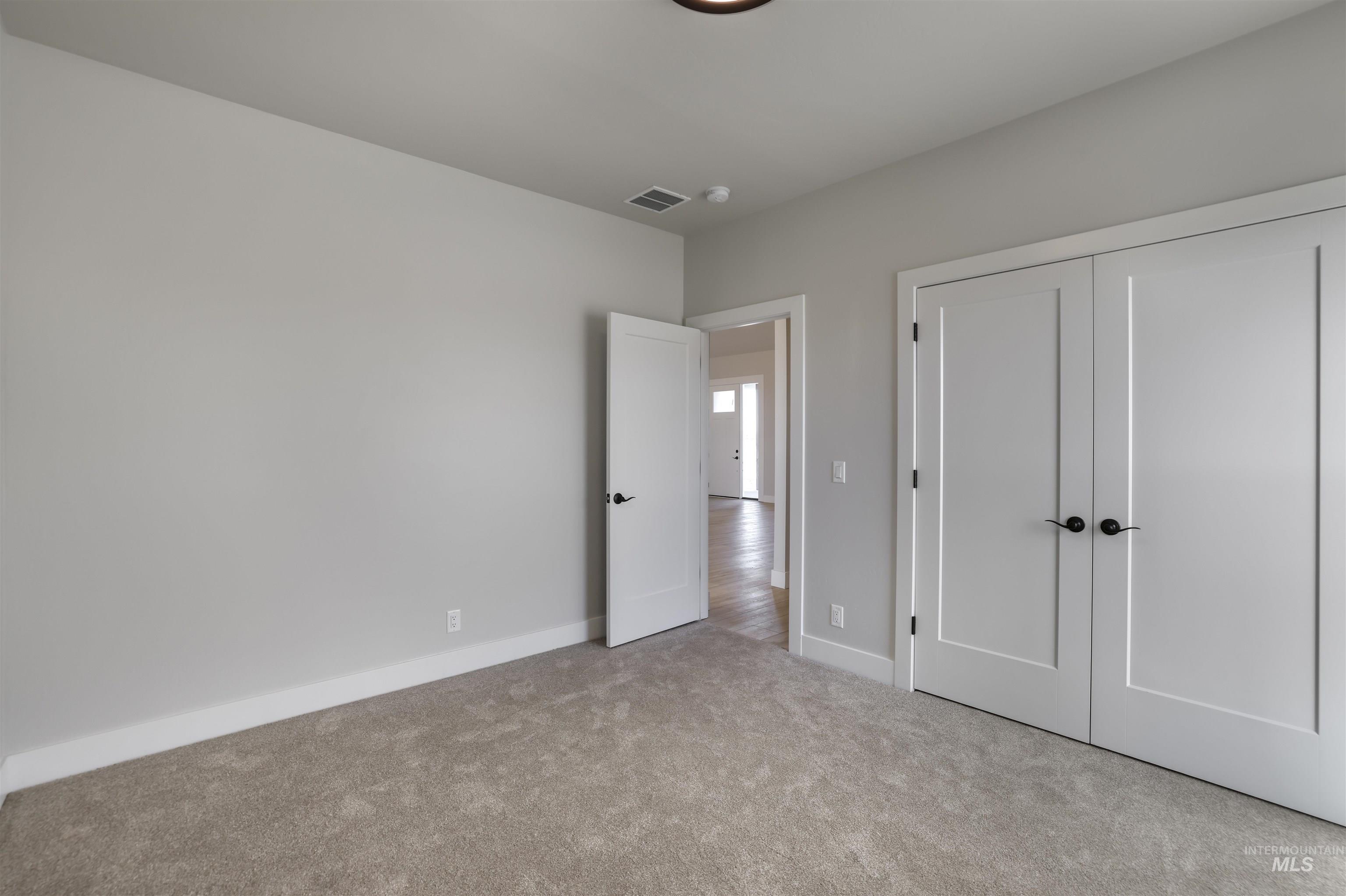 262 Ferdinand Circle, Burley, Idaho 83318, 4 Bedrooms, 3.5 Bathrooms, Residential For Sale, Price $625,000,MLS 98972670