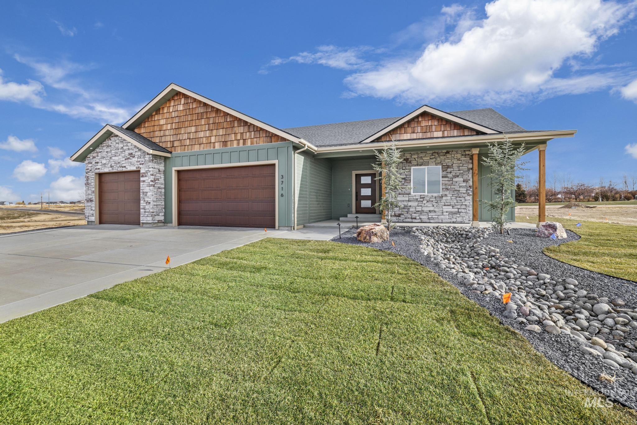 3716 N 3694 E, Kimberly, Idaho 83341, 4 Bedrooms, 2.5 Bathrooms, Residential For Sale, Price $674,900,MLS 98972671