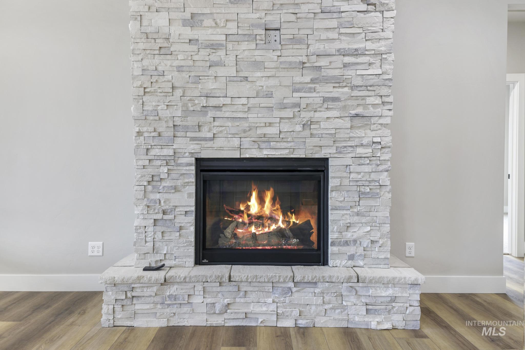 3716 N 3694 E, Kimberly, Idaho 83341, 4 Bedrooms, 2.5 Bathrooms, Residential For Sale, Price $674,900,MLS 98972671