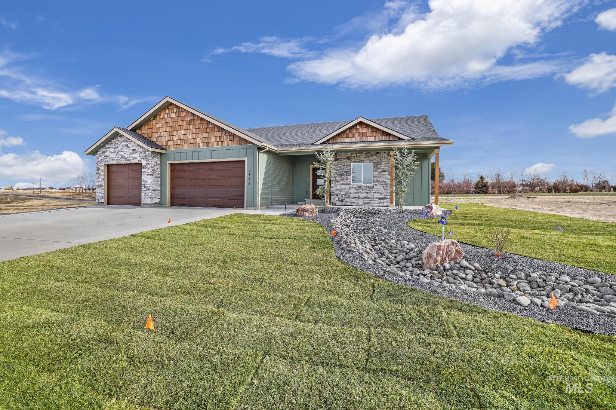 3716 N 3694 E, Kimberly, Idaho 83341, 4 Bedrooms, 2.5 Bathrooms, Residential For Sale, Price $674,900,MLS 98972671