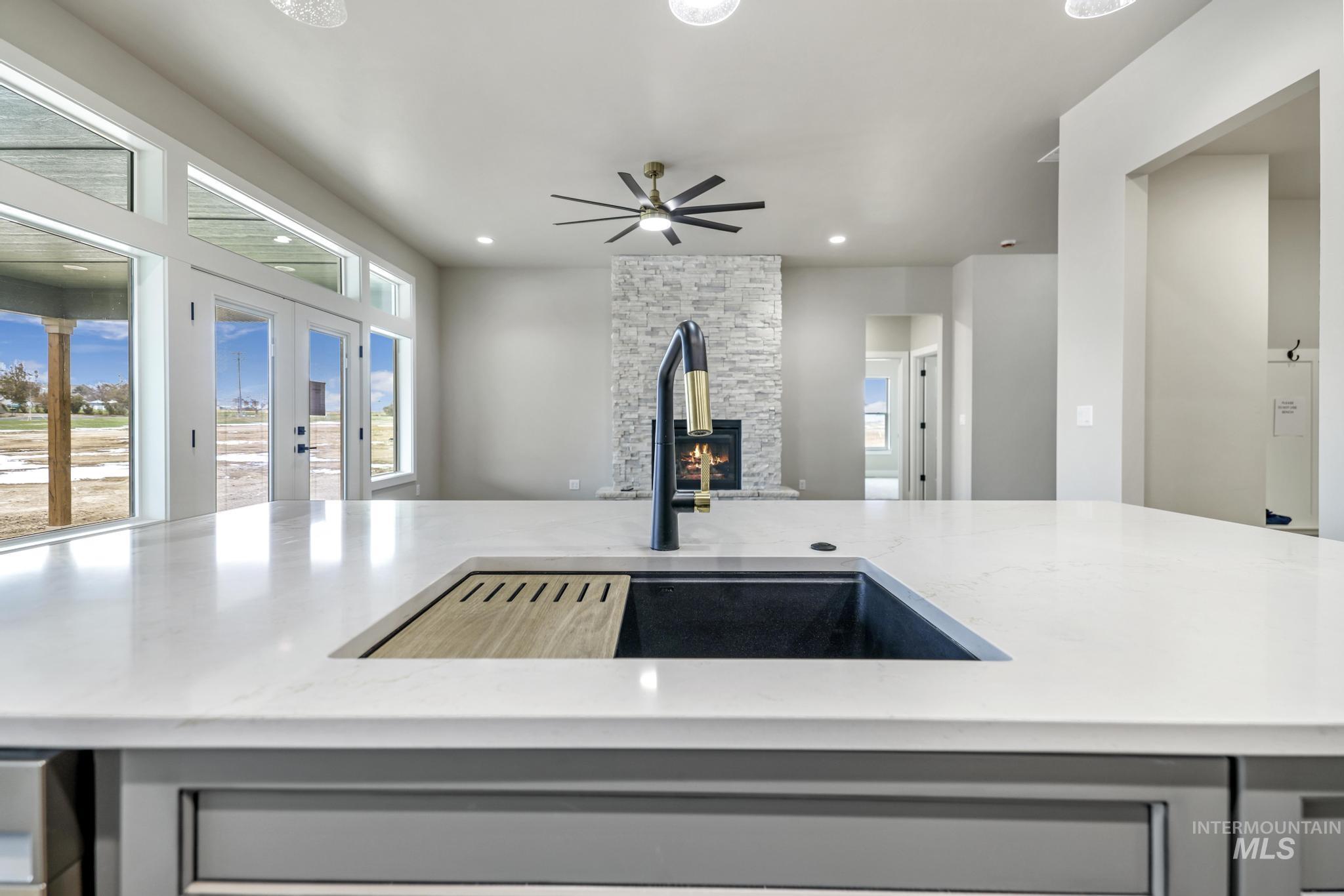 3716 N 3694 E, Kimberly, Idaho 83341, 4 Bedrooms, 2.5 Bathrooms, Residential For Sale, Price $674,900,MLS 98972671