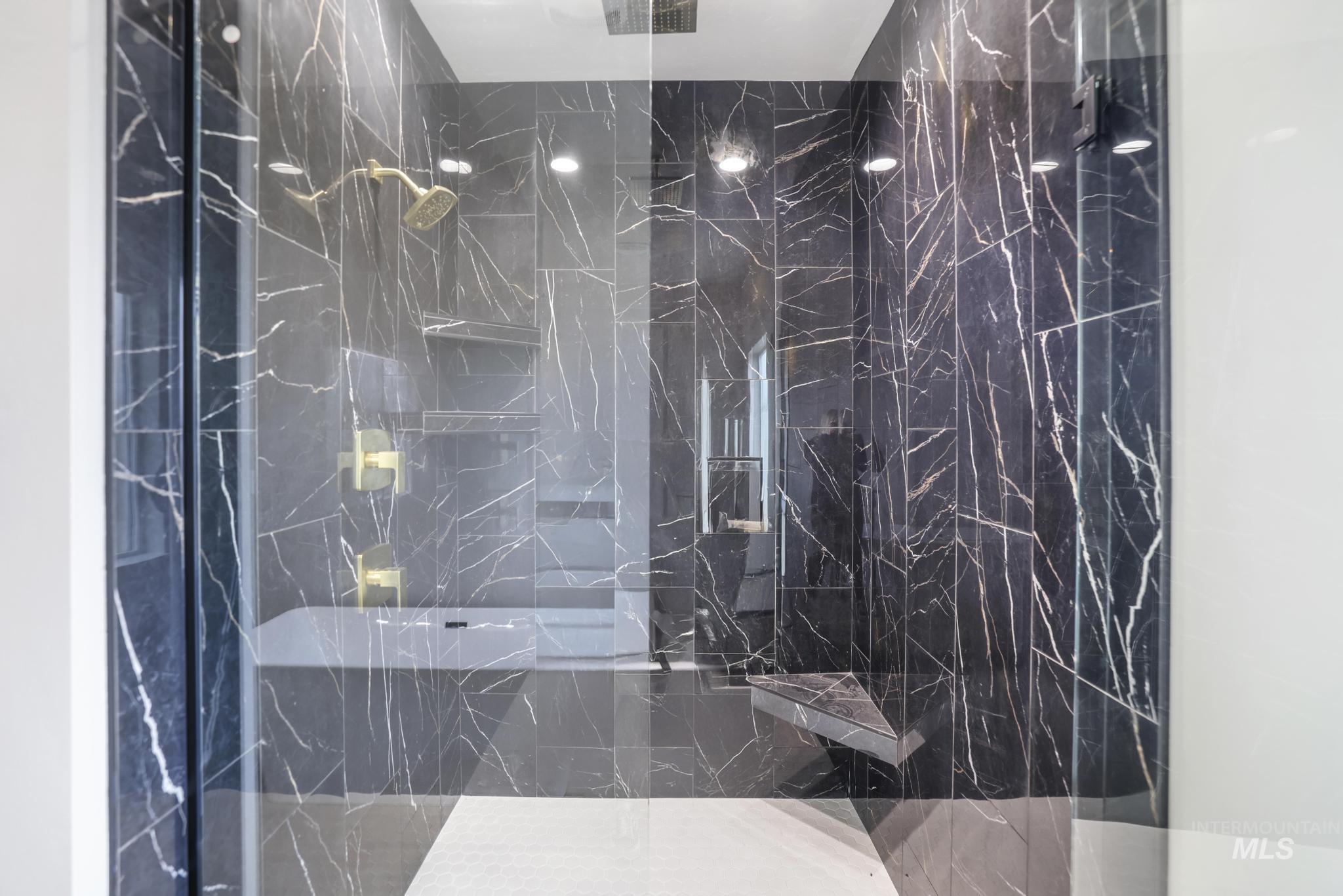 3716 N 3694 E, Kimberly, Idaho 83341, 4 Bedrooms, 2.5 Bathrooms, Residential For Sale, Price $674,900,MLS 98972671