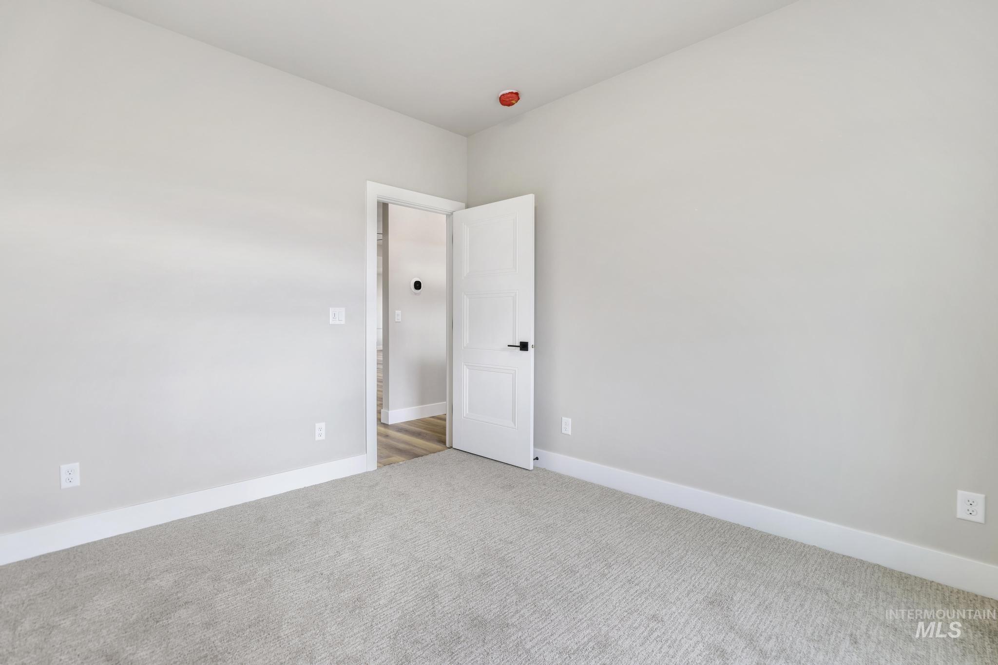 3716 N 3694 E, Kimberly, Idaho 83341, 4 Bedrooms, 2.5 Bathrooms, Residential For Sale, Price $674,900,MLS 98972671