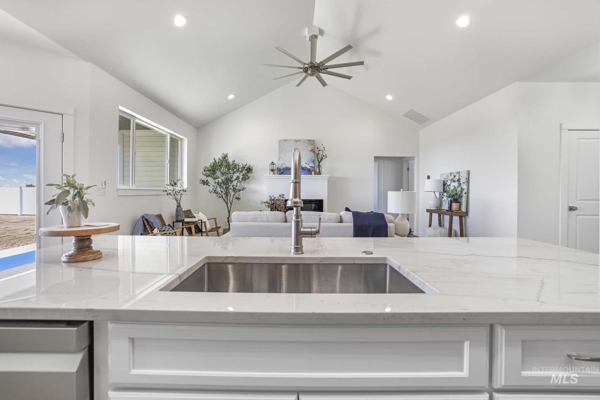 3679 E 3735 N, Kimberly, Idaho 83341, 4 Bedrooms, 2.5 Bathrooms, Residential For Sale, Price $629,900,MLS 98972673