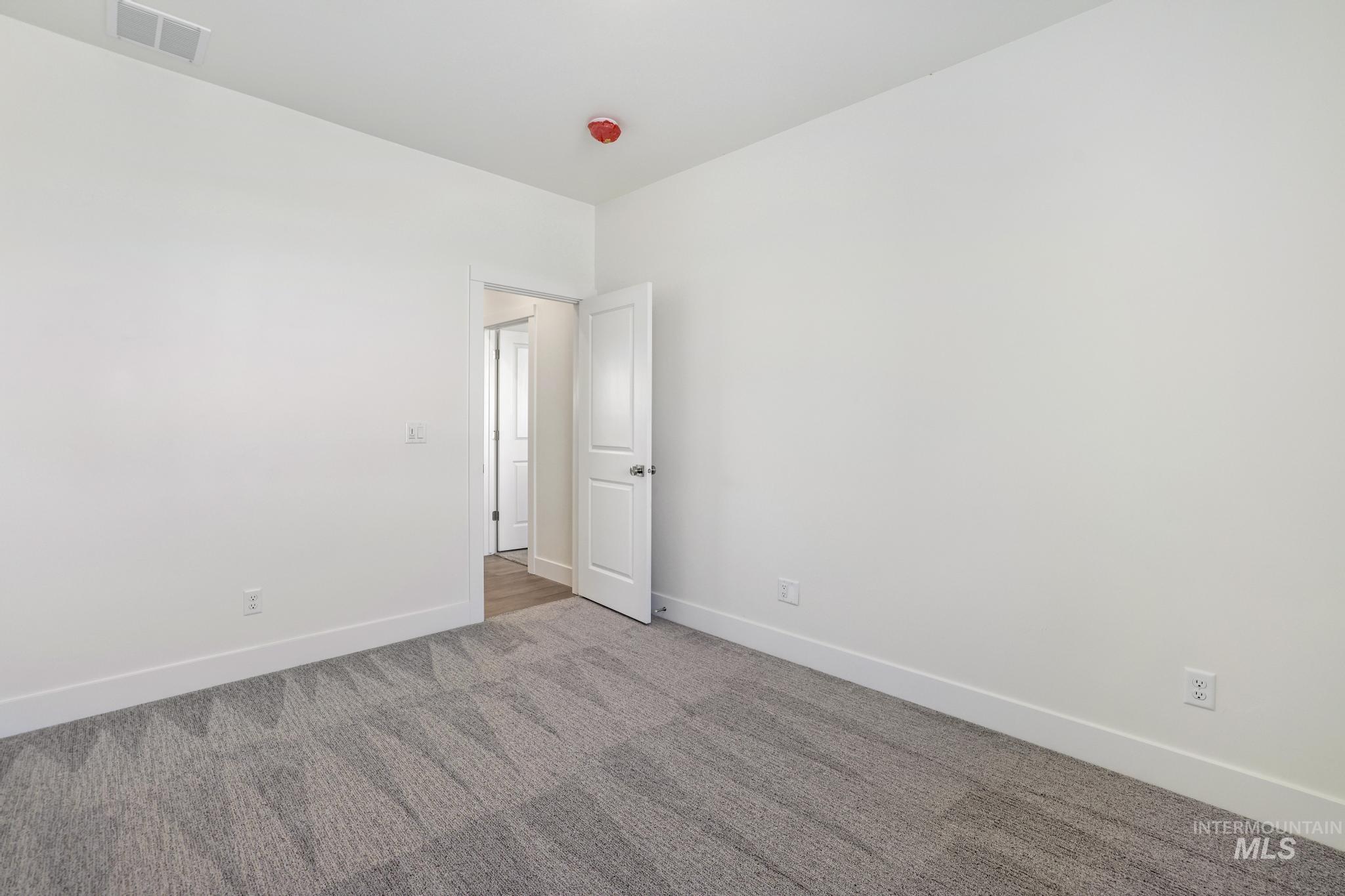 3679 E 3735 N, Kimberly, Idaho 83341, 4 Bedrooms, 2.5 Bathrooms, Residential For Sale, Price $629,900,MLS 98972673