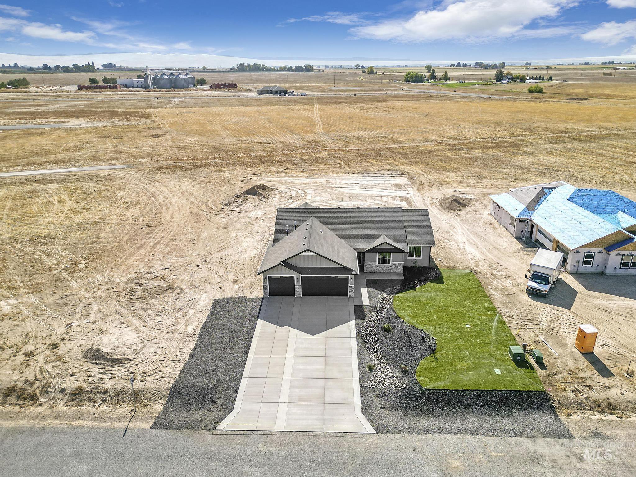 3679 E 3735 N, Kimberly, Idaho 83341, 4 Bedrooms, 2.5 Bathrooms, Residential For Sale, Price $612,000,MLS 98972673