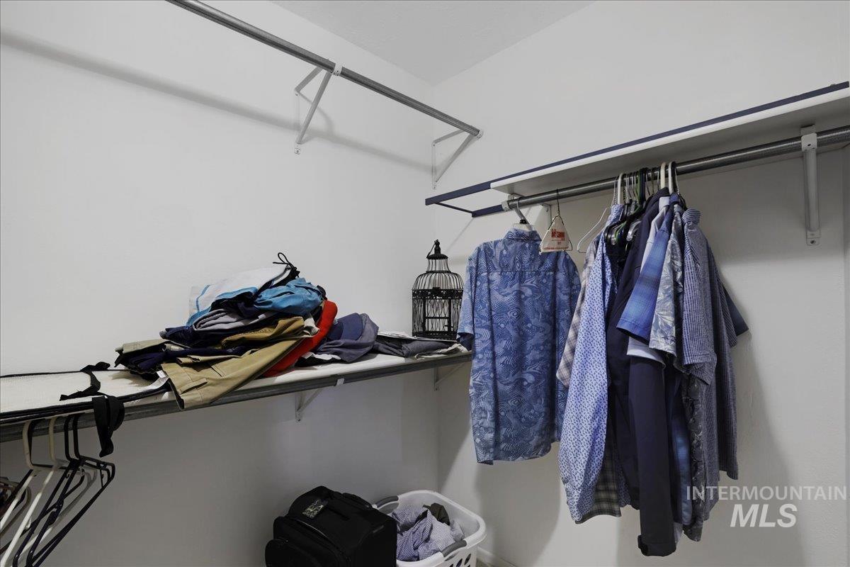 605 Monte Vista Dr, Twin Falls, Idaho 83301, 4 Bedrooms, 2.5 Bathrooms, Residential For Sale, Price $435,000,MLS 98972679