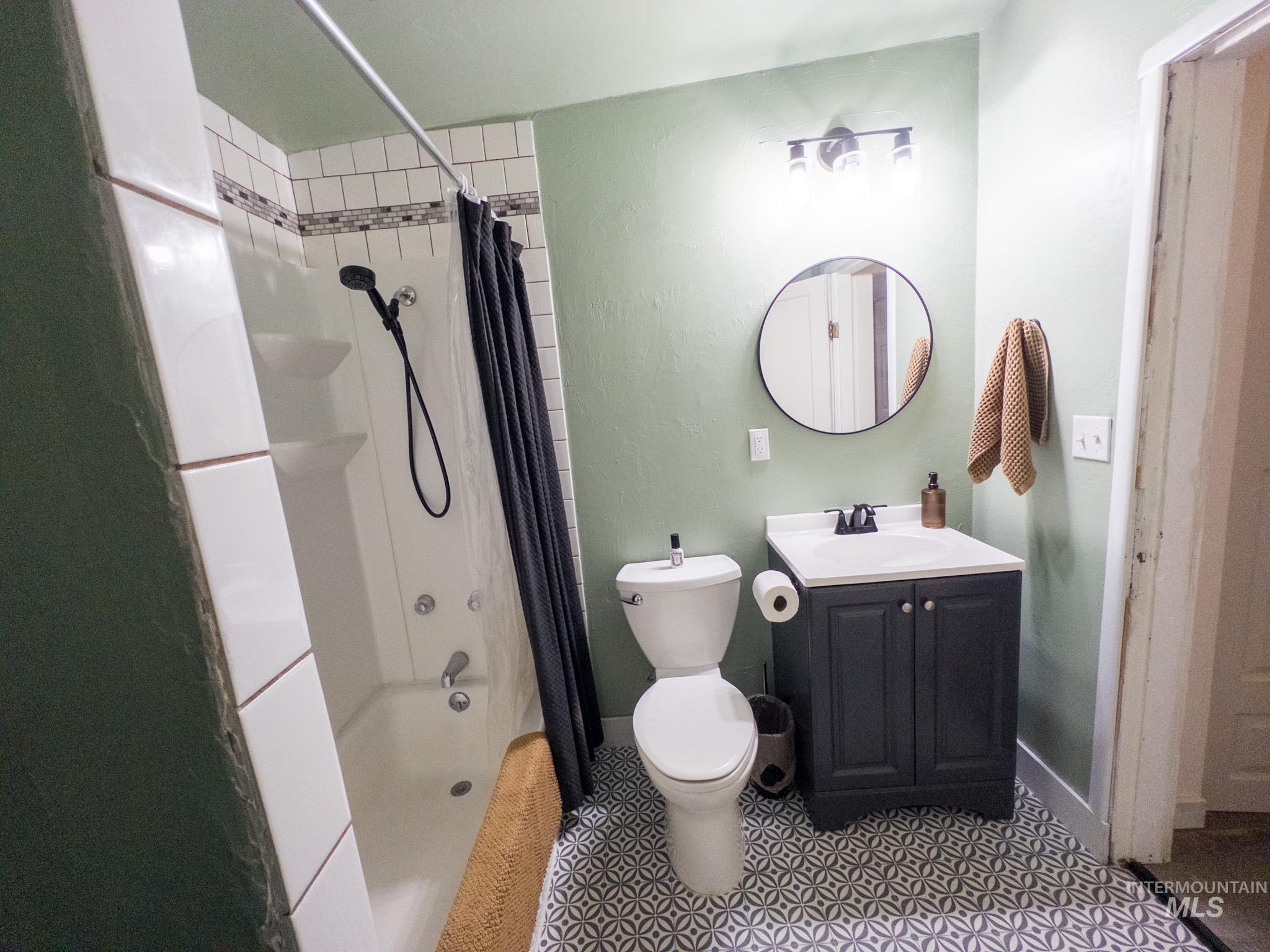 55 S Superior Street, Cambridge, Idaho 83610, 2 Bedrooms, 1 Bathroom, Residential For Sale, Price $250,000,MLS 98972684