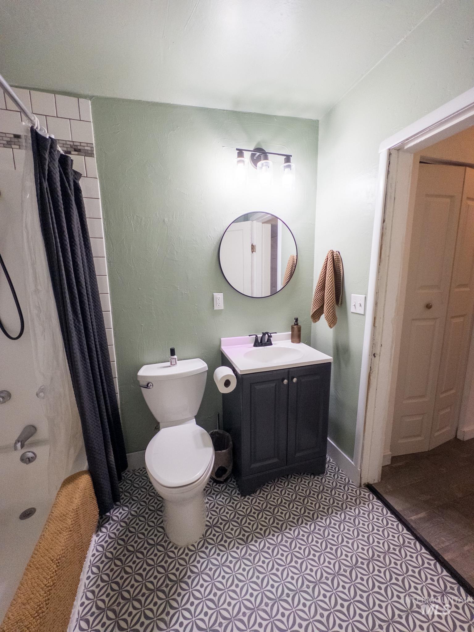 55 S Superior Street, Cambridge, Idaho 83610, 2 Bedrooms, 1 Bathroom, Residential For Sale, Price $250,000,MLS 98972684