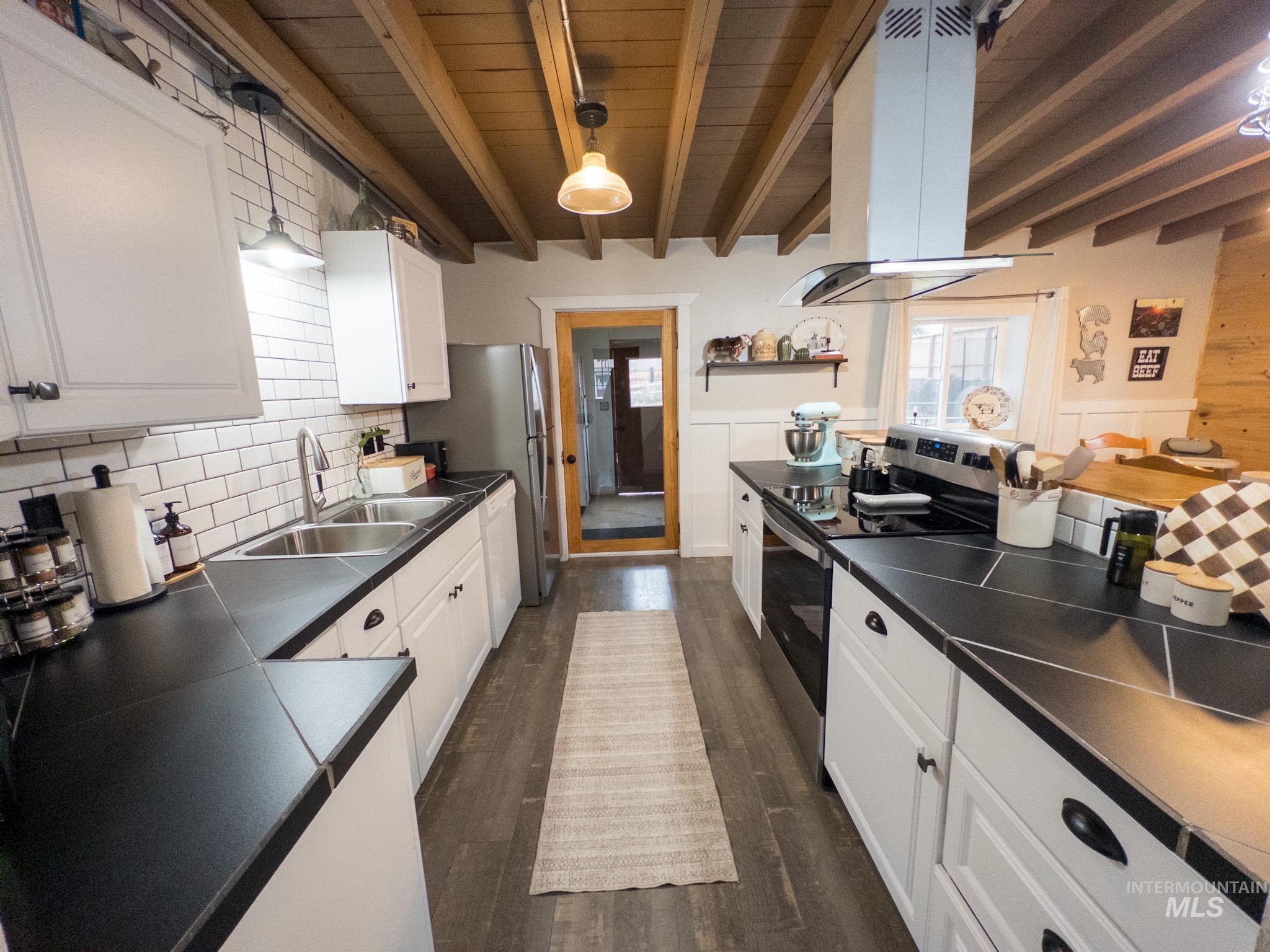 55 S Superior Street, Cambridge, Idaho 83610, 2 Bedrooms, 1 Bathroom, Residential For Sale, Price $250,000,MLS 98972684