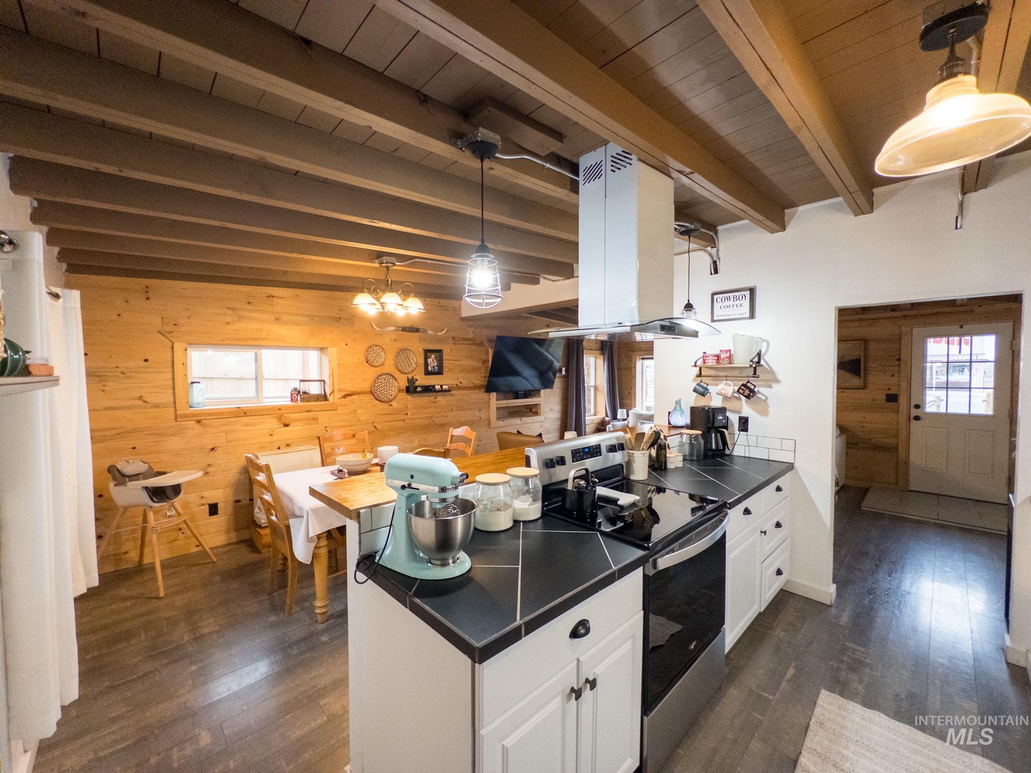 55 S Superior Street, Cambridge, Idaho 83610, 2 Bedrooms, 1 Bathroom, Residential For Sale, Price $250,000,MLS 98972684